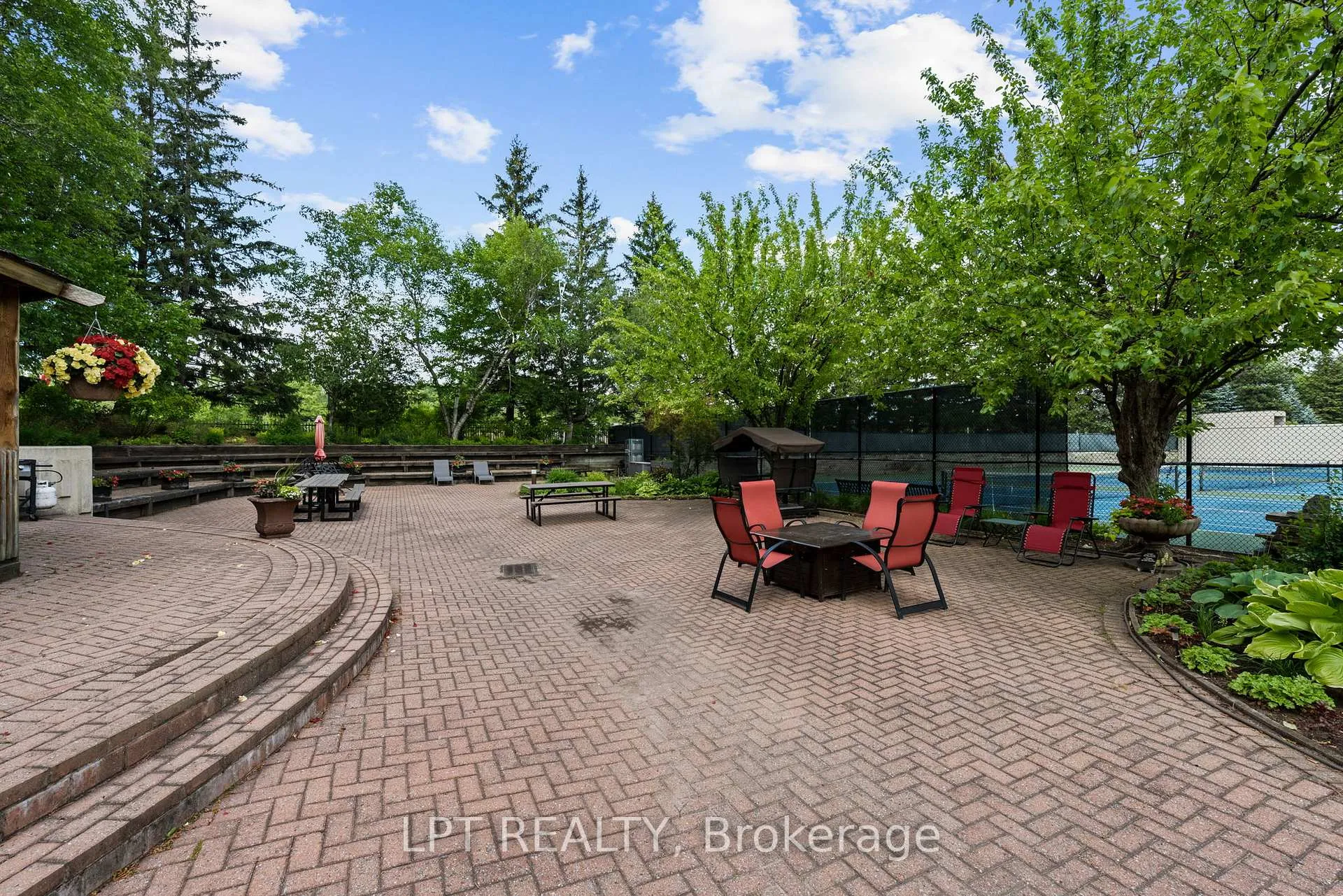 Photo 46 of Unit 1505, 1510 Riverside Drive, Ottawa, Riverview Park — HOMEH