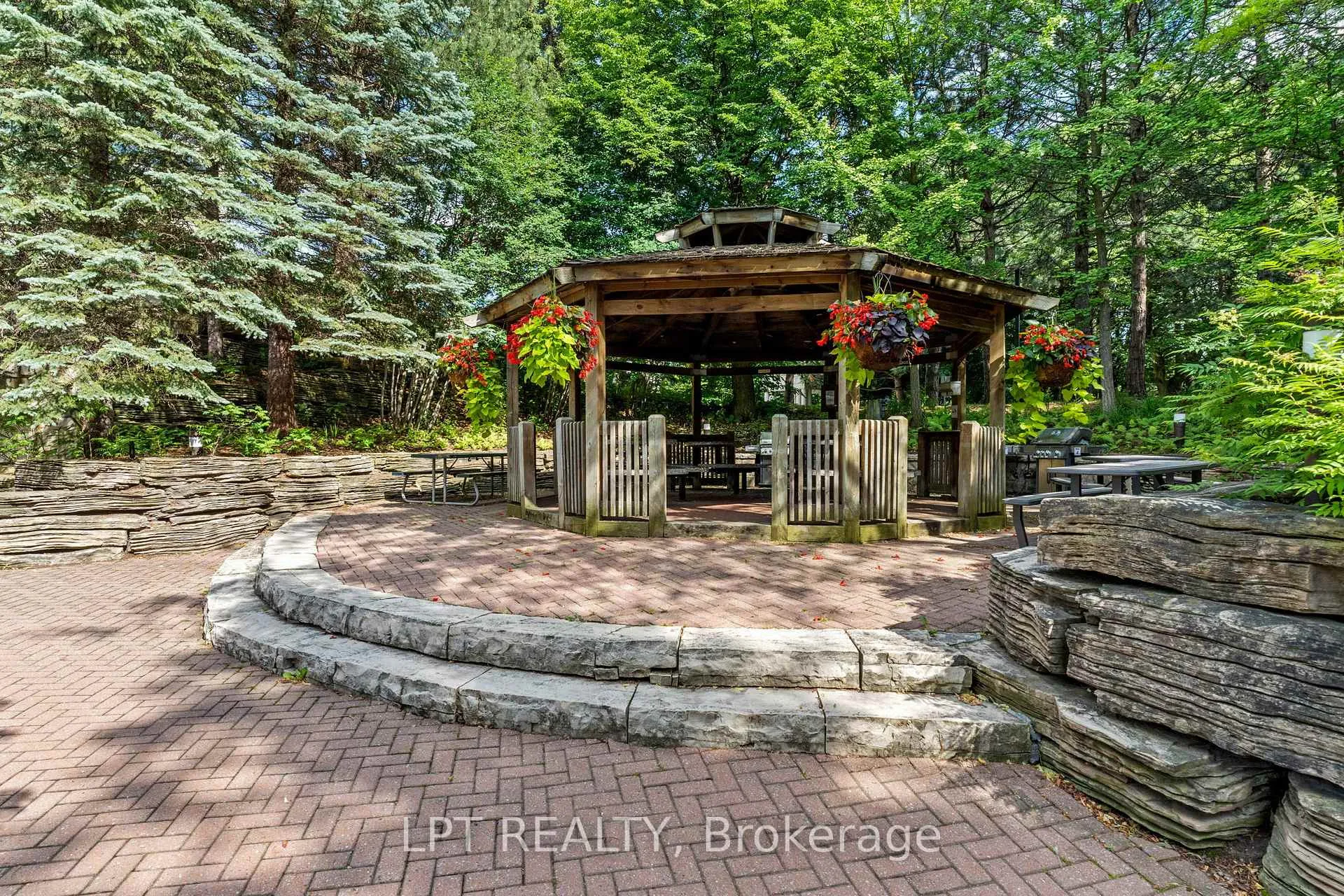 Photo 49 of Unit 1505, 1510 Riverside Drive, Ottawa, Riverview Park — HOMEH