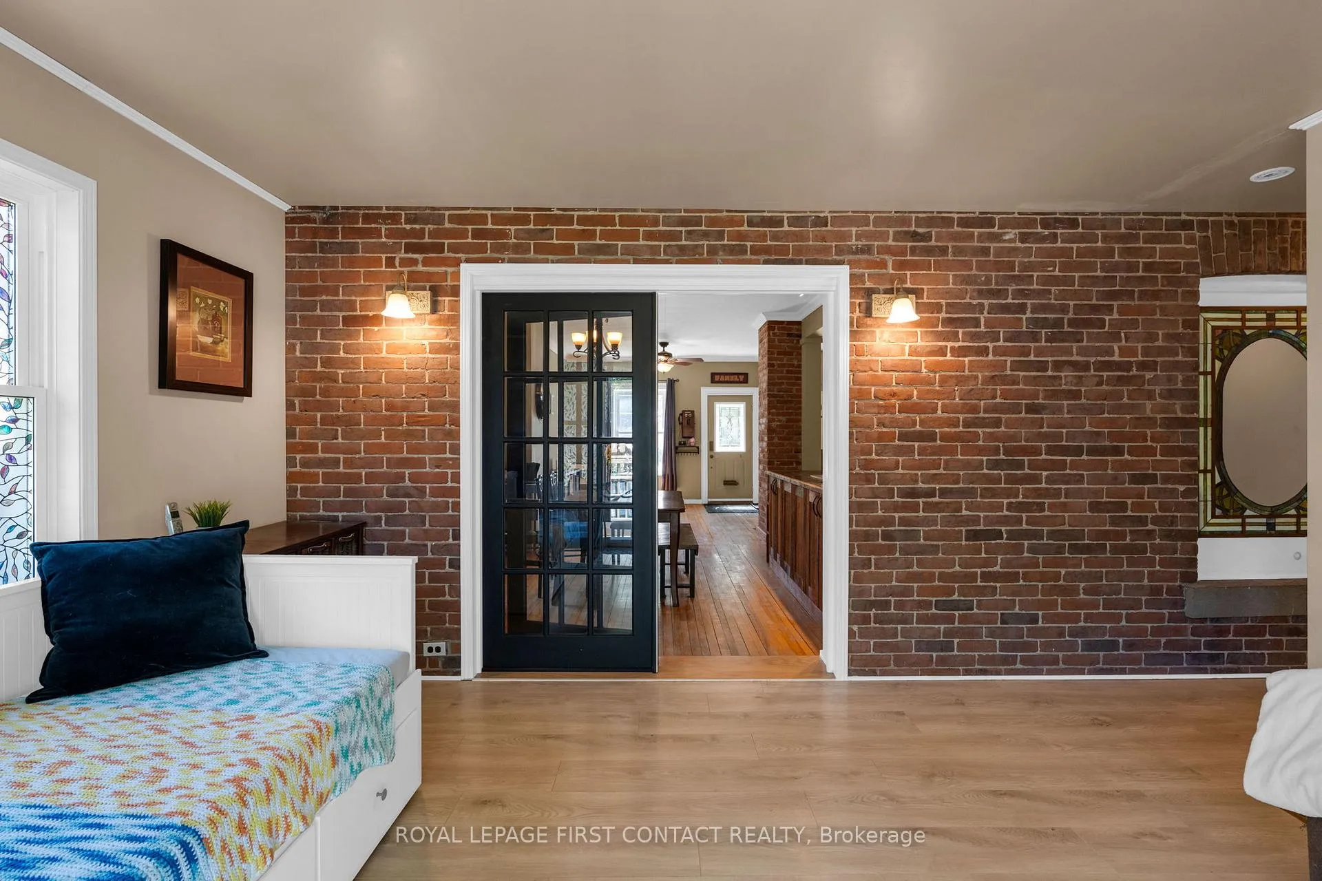 Photo 12 of 762 Dominion Avenue, Midland — HOMEH