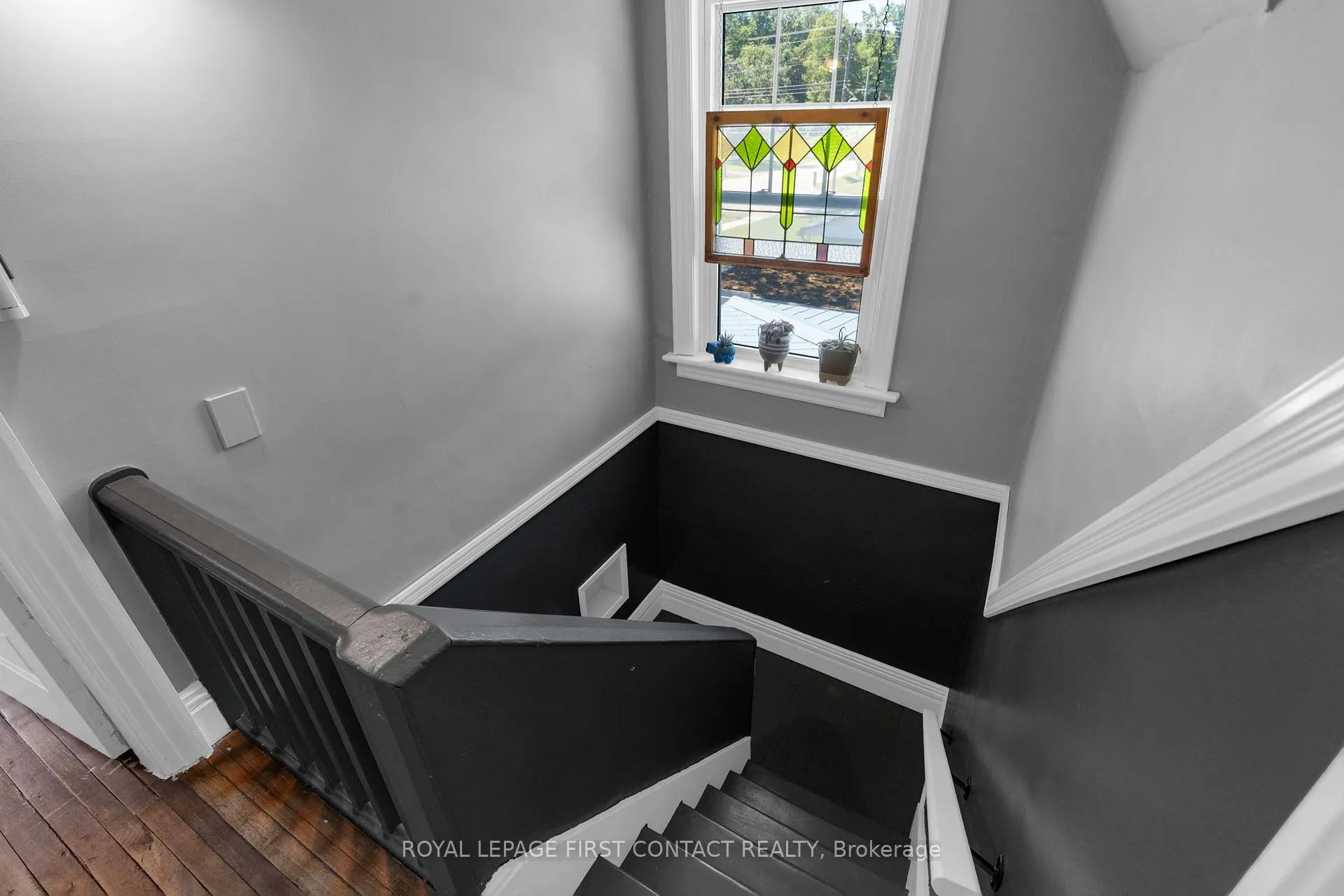 Photo 20 of 762 Dominion Avenue, Midland — HOMEH
