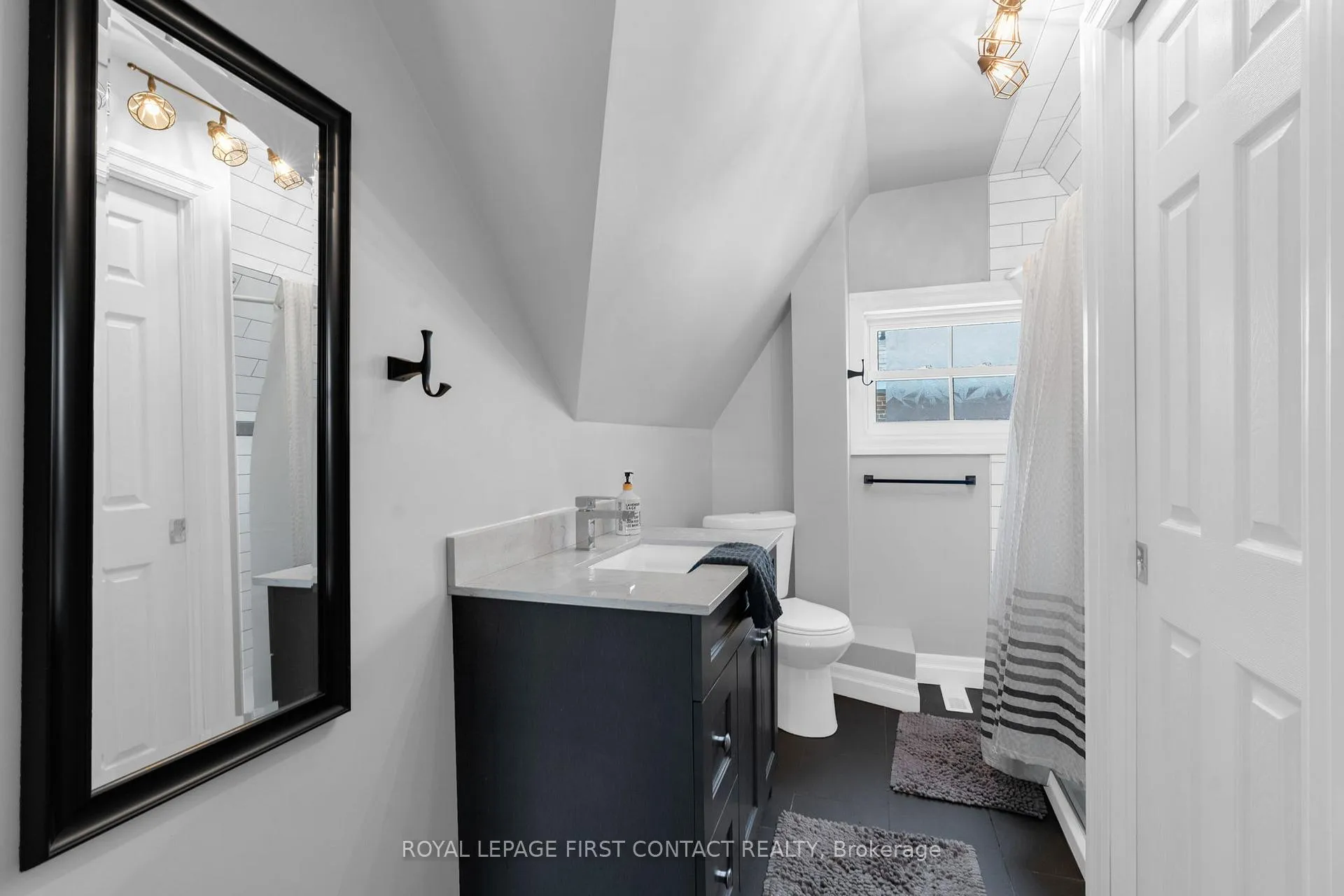 Photo 23 of 762 Dominion Avenue, Midland — HOMEH