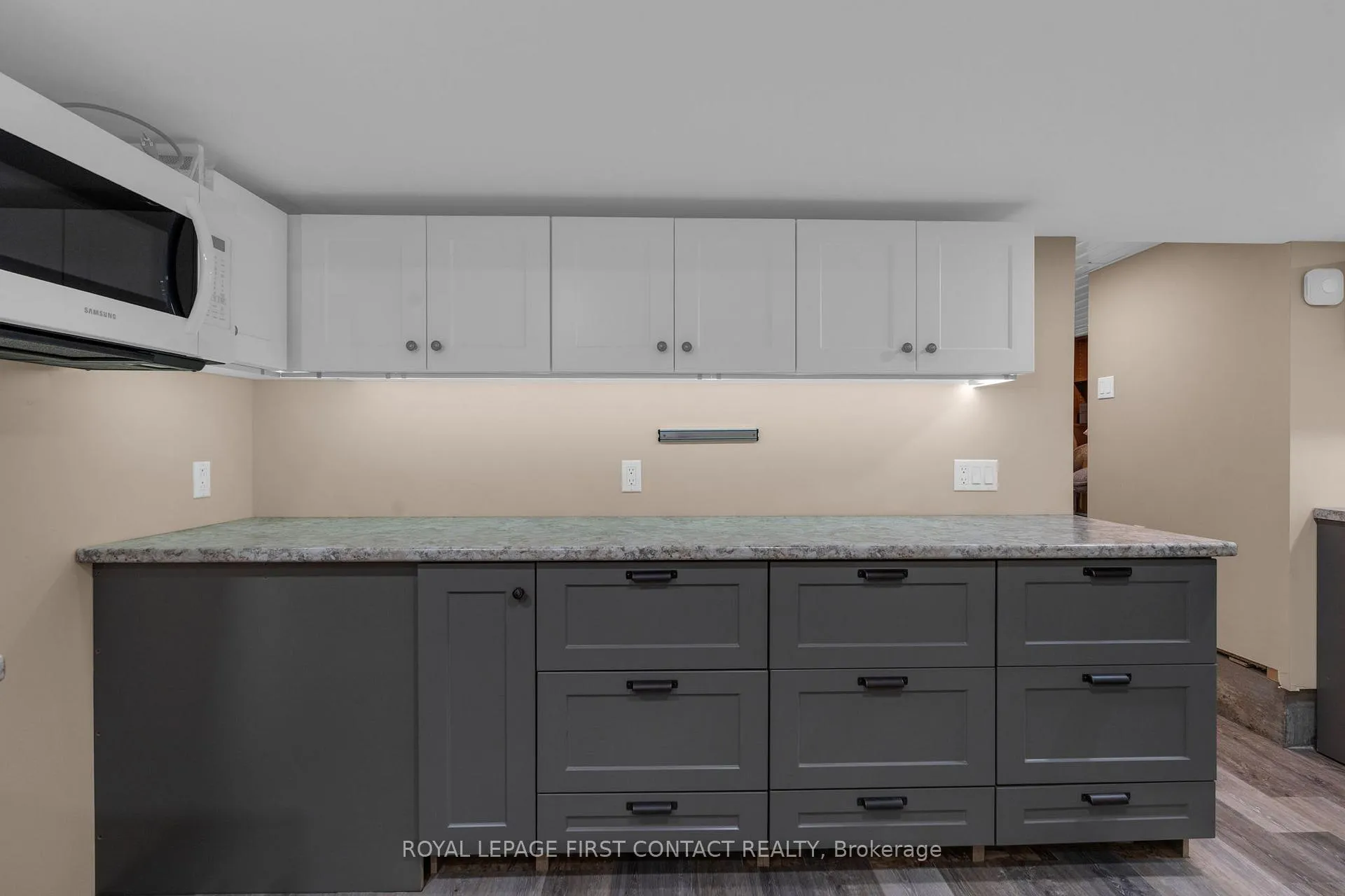 Photo 27 of 762 Dominion Avenue, Midland — HOMEH