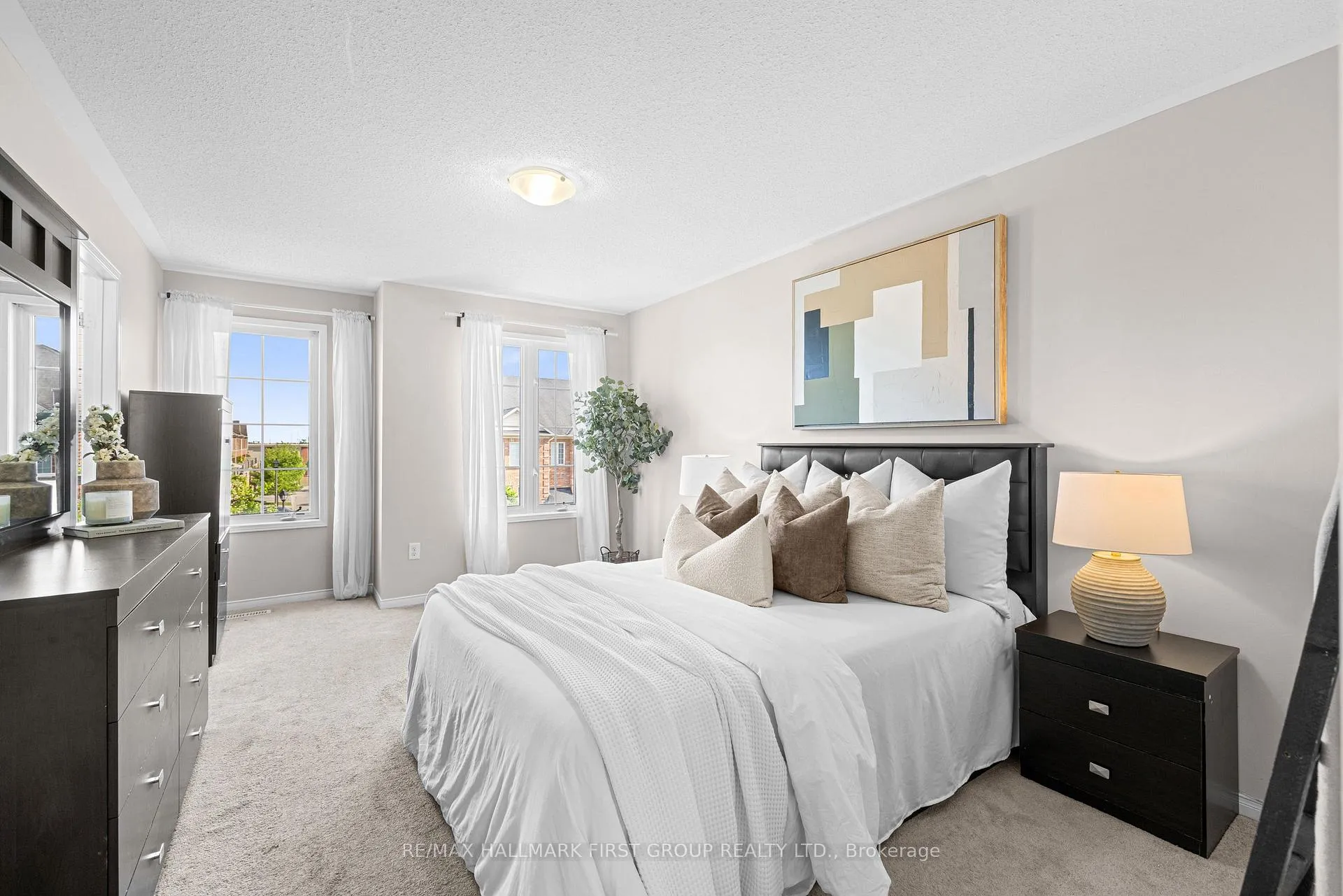Photo 25 of 17 Edison Way, Whitby, Taunton North — HOMEH