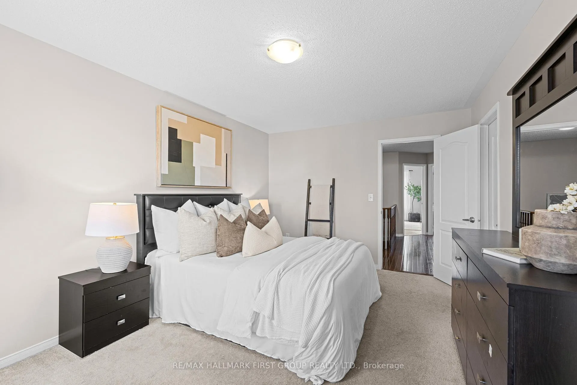 Photo 27 of 17 Edison Way, Whitby, Taunton North — HOMEH