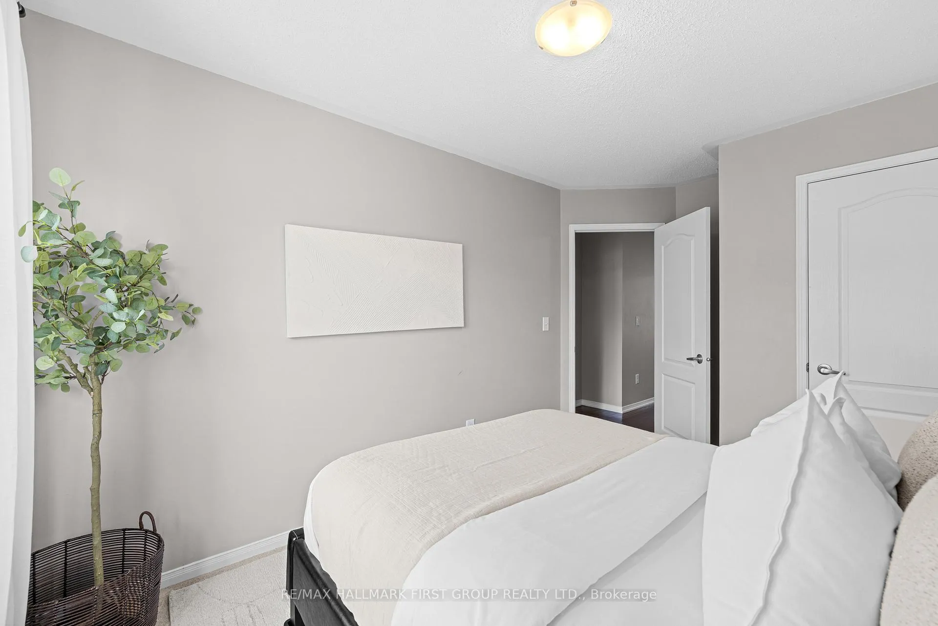 Photo 31 of 17 Edison Way, Whitby, Taunton North — HOMEH