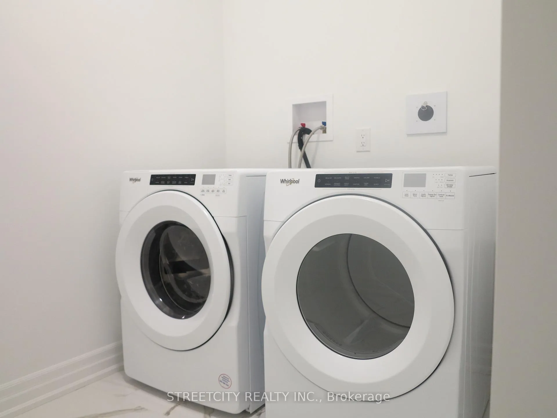 Photo 4 of Unit 111, 480 Callaway Road, London, North R — HOMEH