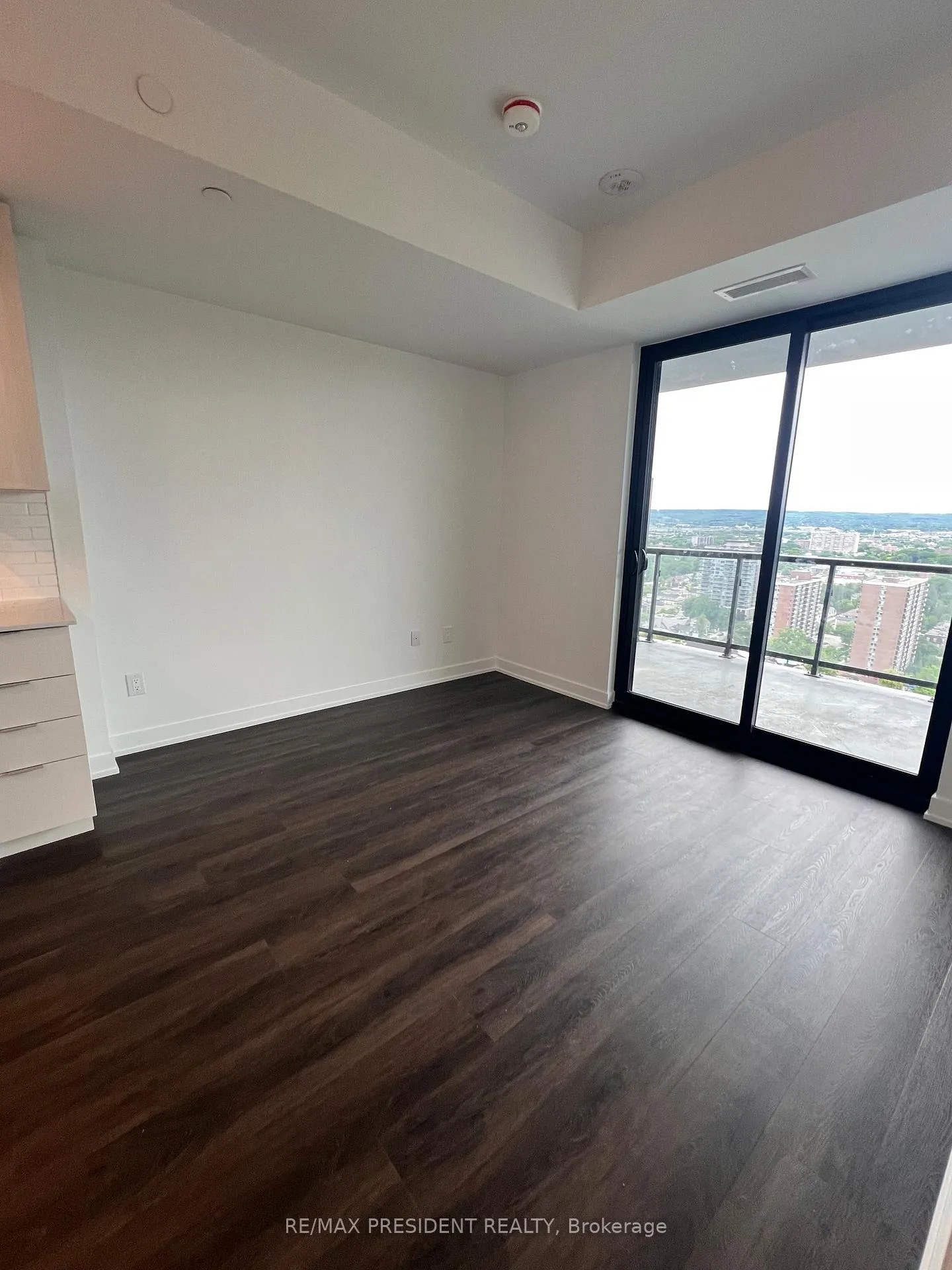 Photo 17 of Unit 2509, 2075 Lakeshore Road, Burlington, Brant — HOMEH