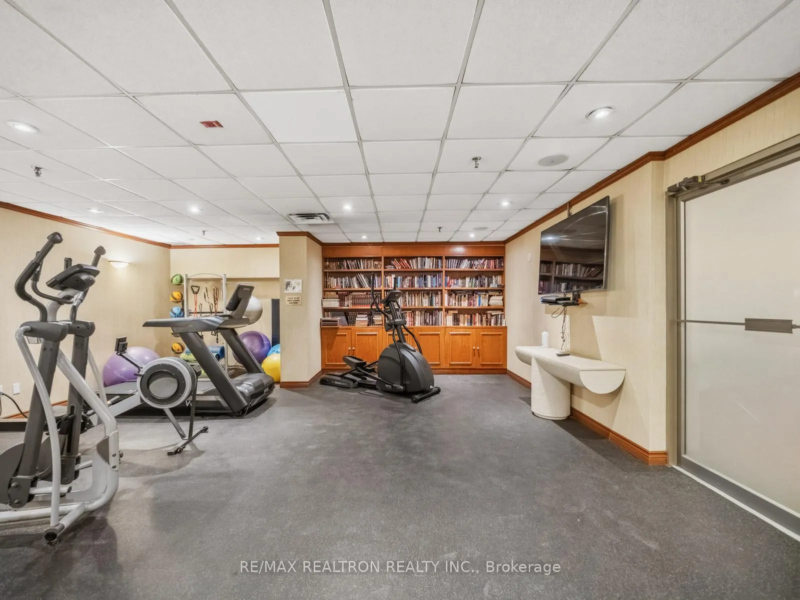 Photo 23 of Unit 415, 175 Cedar Avenue, Richmond Hill, Harding — HOMEH