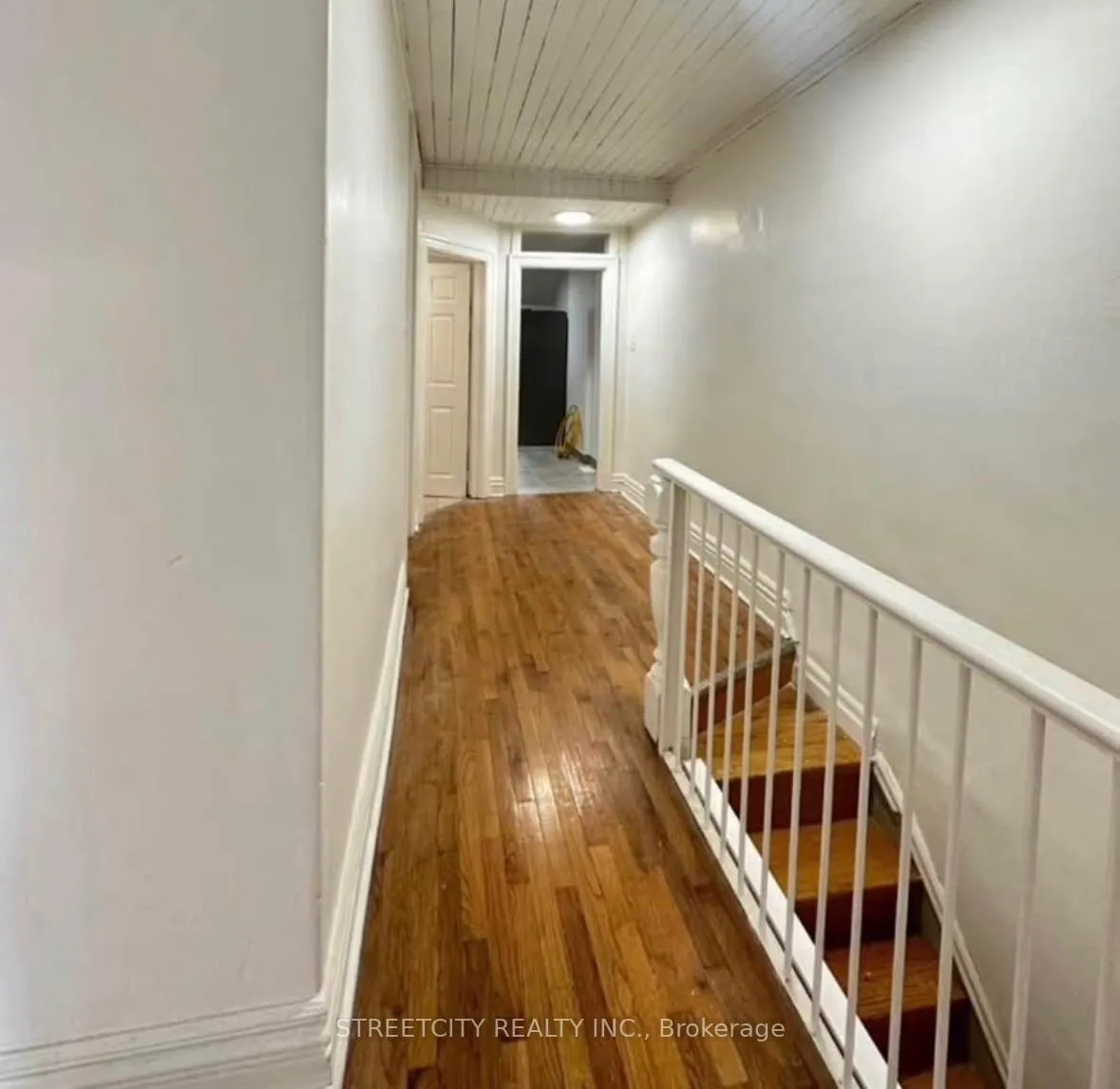 Photo 4 of 216 John Street N, Hamilton, Beasley — HOMEH