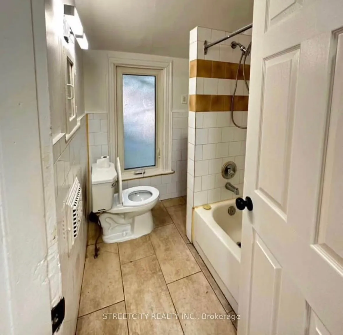 Photo 9 of 216 John Street N, Hamilton, Beasley — HOMEH