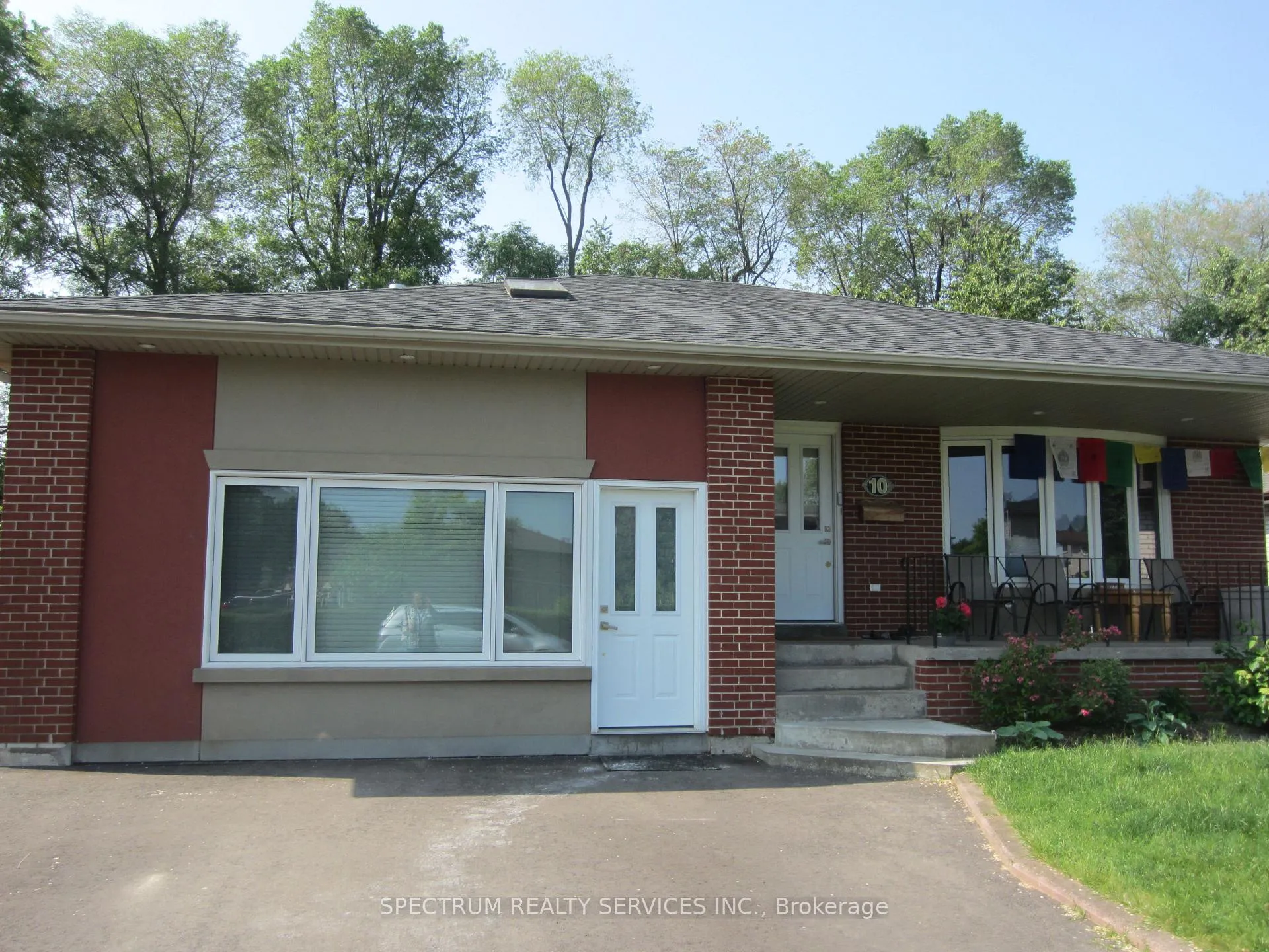 Photo 2 of Unit Unit G, 10 Elrose Rd, Brampton, Southgate — HOMEH