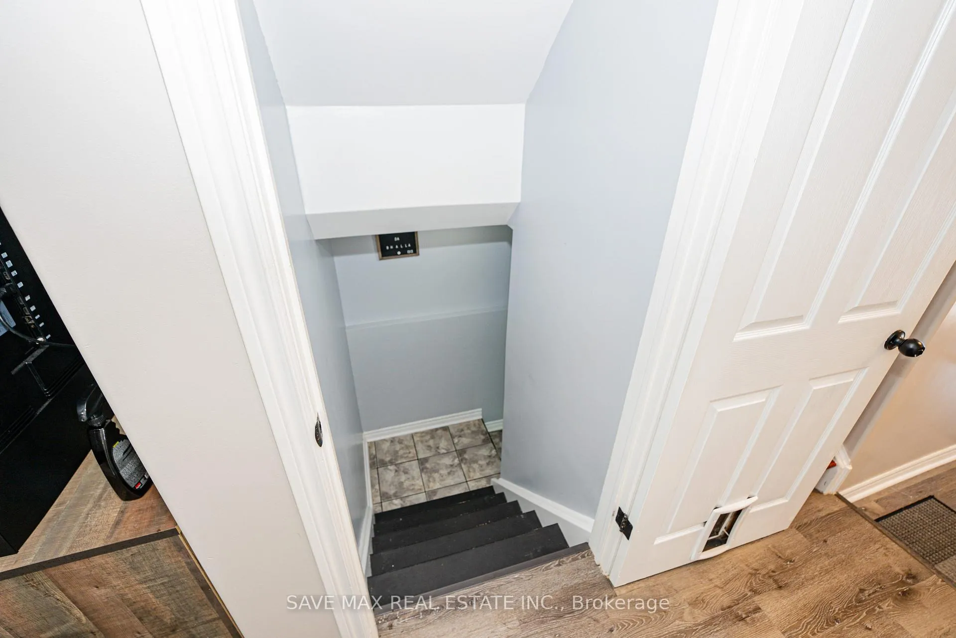 Photo 38 of 36 Marcy Crescent, Cambridge, Hespeler Village — HOMEH