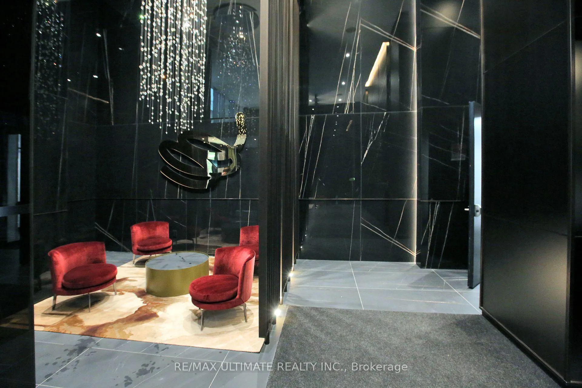 Photo 3 of Unit 1902, 11 Yorkville Avenue, Toronto, The Annex — HOMEH