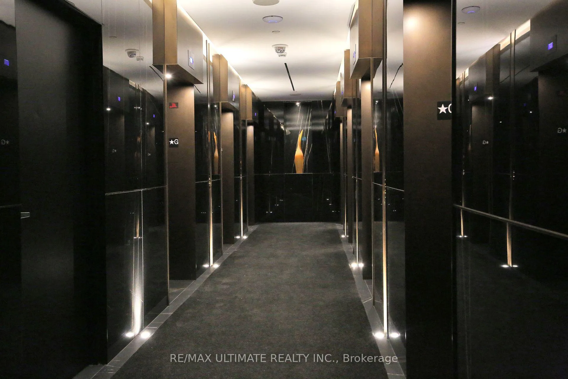 Photo 4 of Unit 1902, 11 Yorkville Avenue, Toronto, The Annex — HOMEH