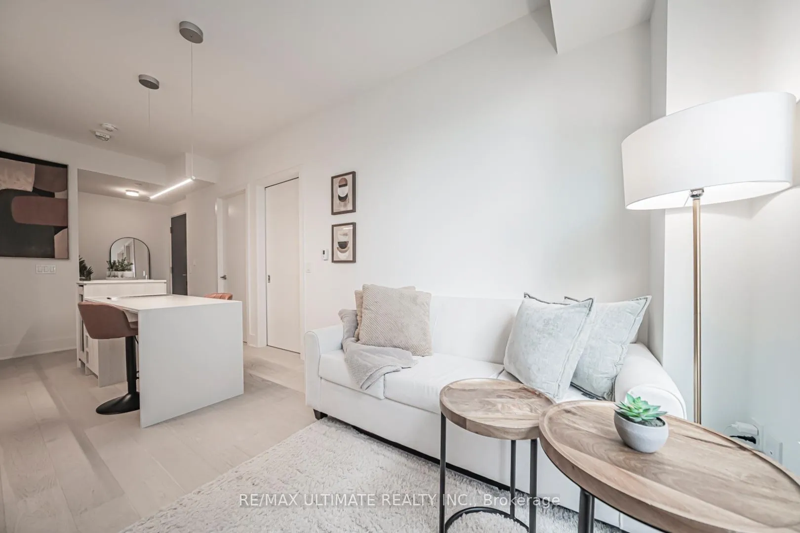 Photo 12 of Unit 1902, 11 Yorkville Avenue, Toronto, The Annex — HOMEH