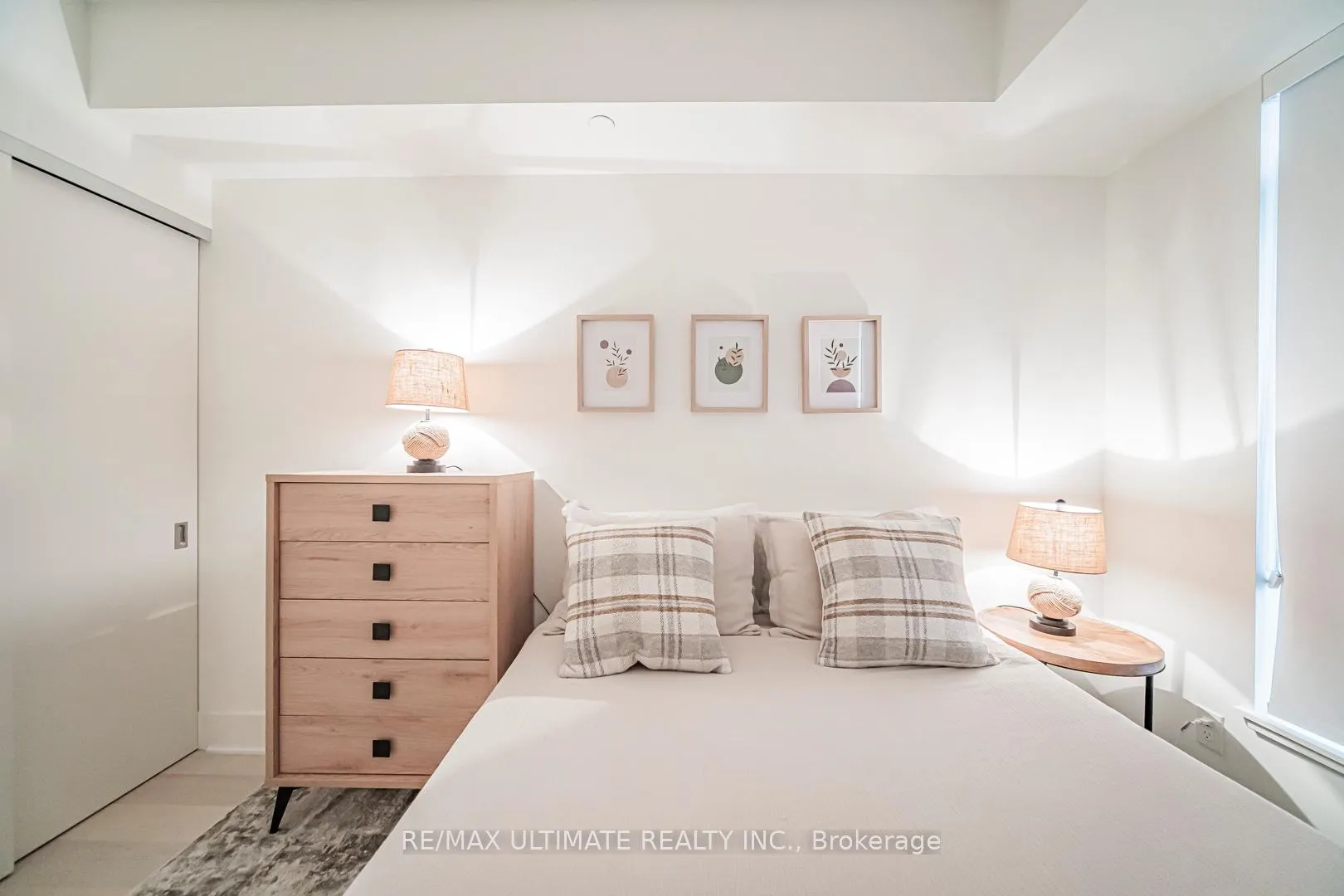 Photo 20 of Unit 1902, 11 Yorkville Avenue, Toronto, The Annex — HOMEH