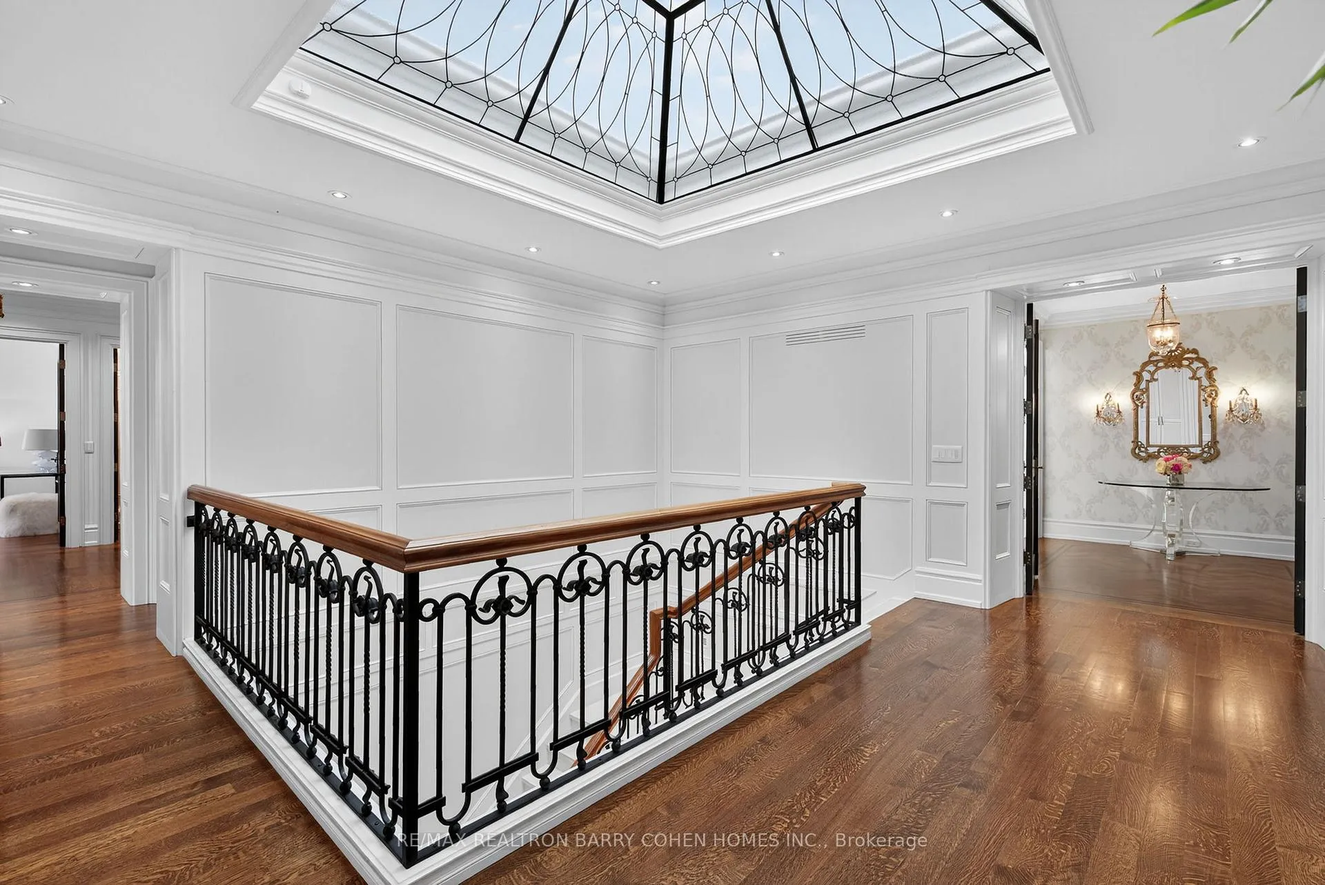 Photo 16 of 76 Arjay Crescent, North York, Bridle Path-Sunnybrook-York Mills — HOMEH