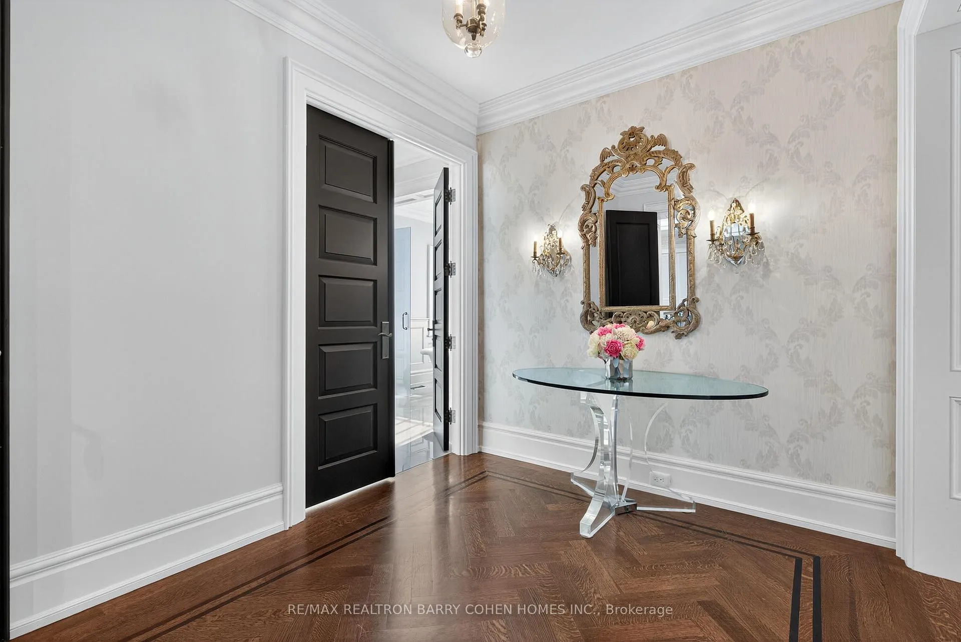 Photo 17 of 76 Arjay Crescent, North York, Bridle Path-Sunnybrook-York Mills — HOMEH