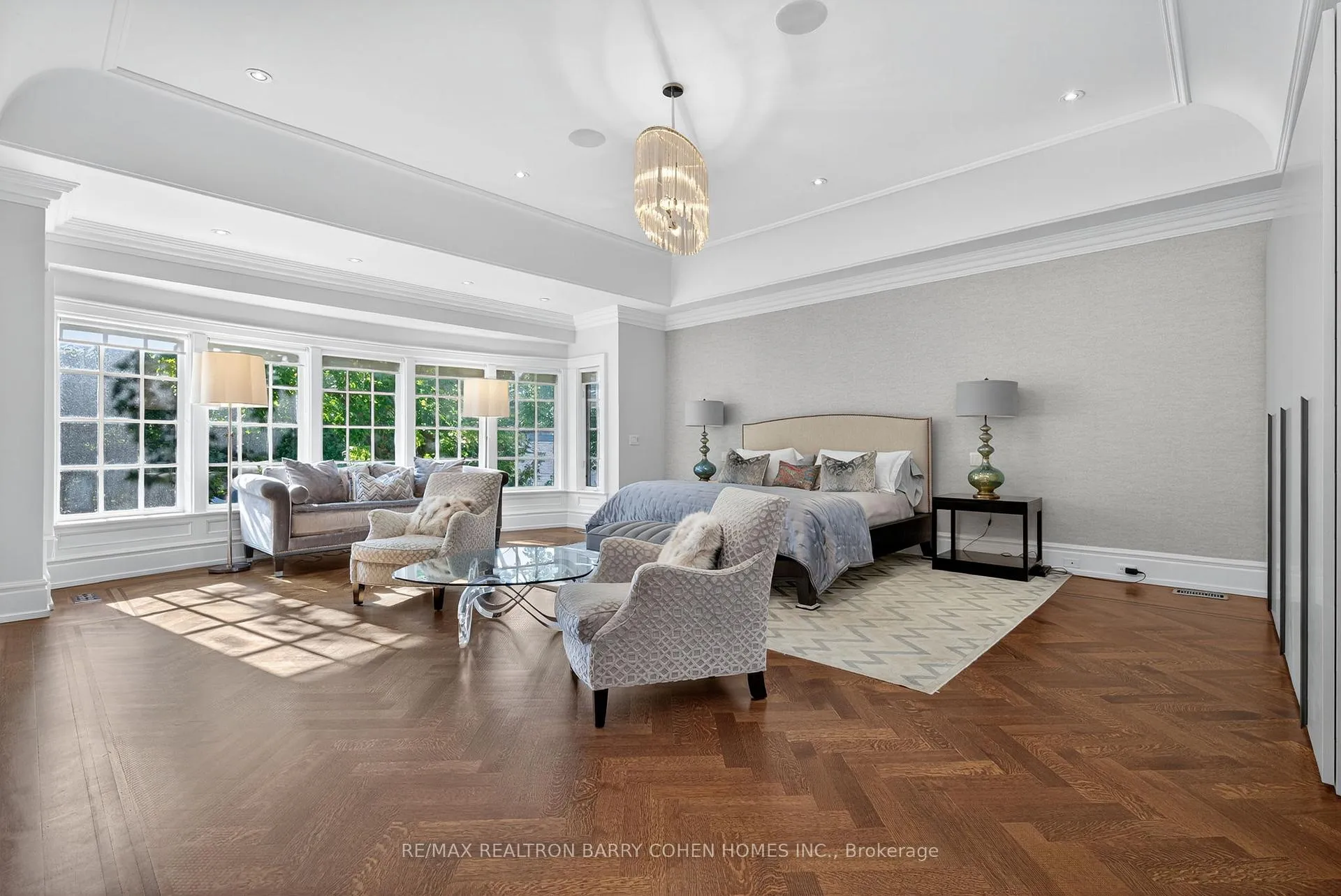 Photo 18 of 76 Arjay Crescent, North York, Bridle Path-Sunnybrook-York Mills — HOMEH