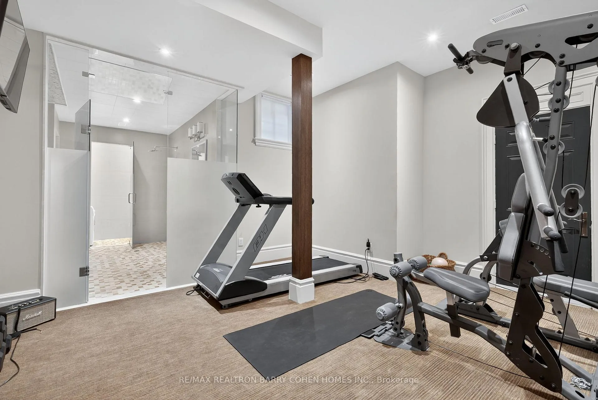 Photo 33 of 76 Arjay Crescent, North York, Bridle Path-Sunnybrook-York Mills — HOMEH