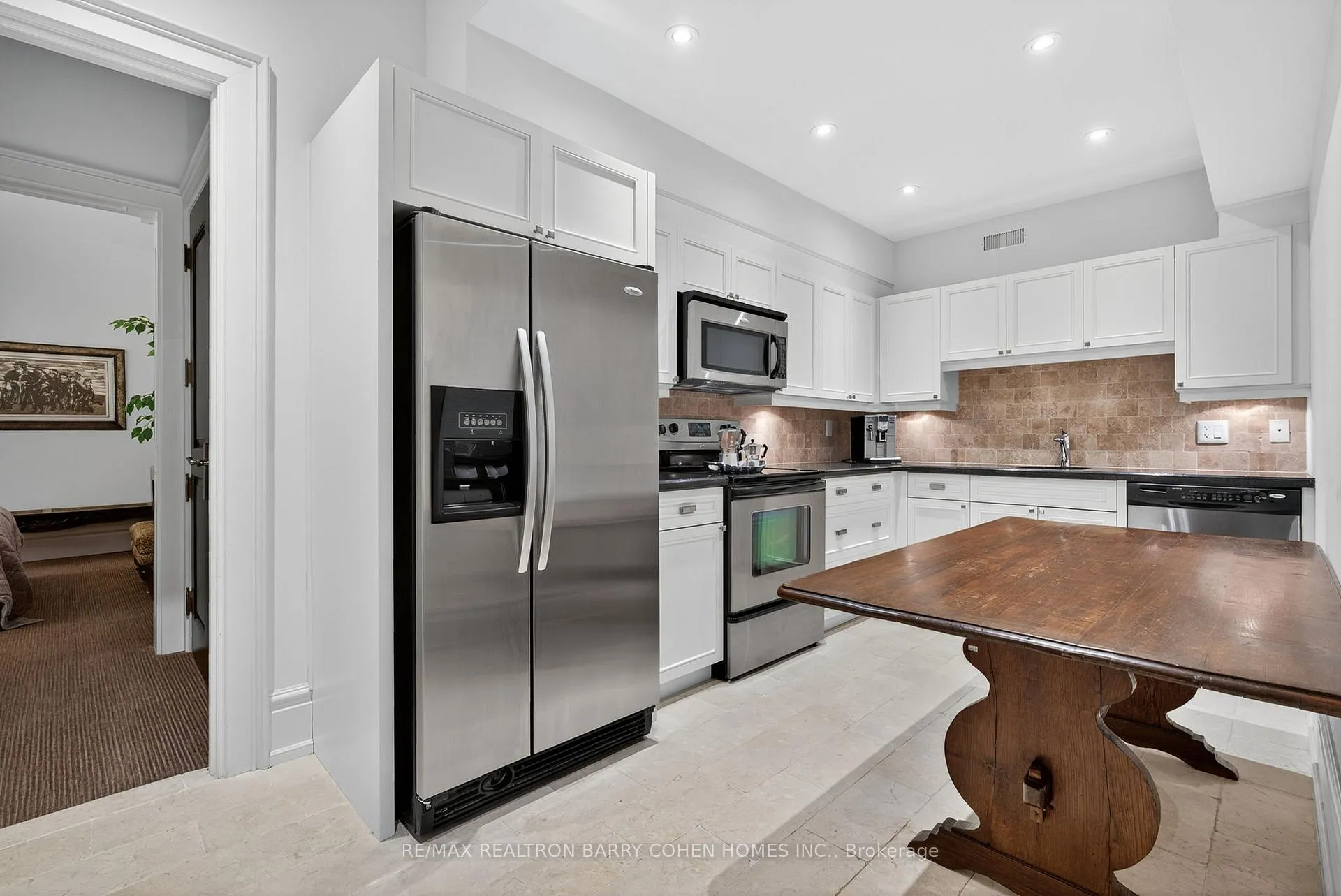 Photo 37 of 76 Arjay Crescent, North York, Bridle Path-Sunnybrook-York Mills — HOMEH