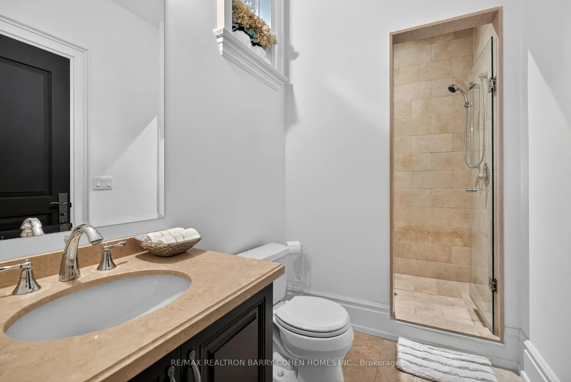 Photo 38 of 76 Arjay Crescent, North York, Bridle Path-Sunnybrook-York Mills — HOMEH
