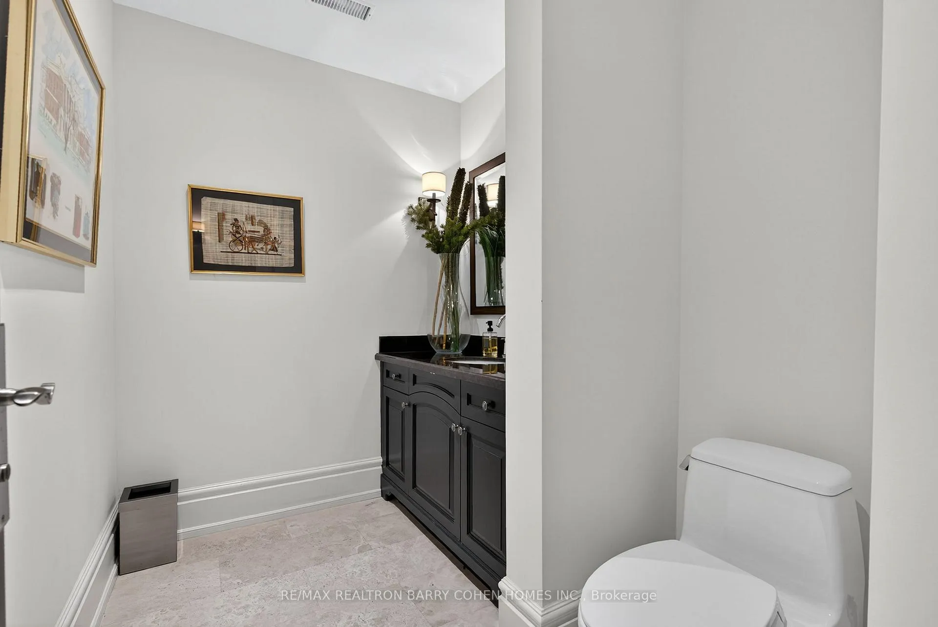 Photo 49 of 76 Arjay Crescent, North York, Bridle Path-Sunnybrook-York Mills — HOMEH