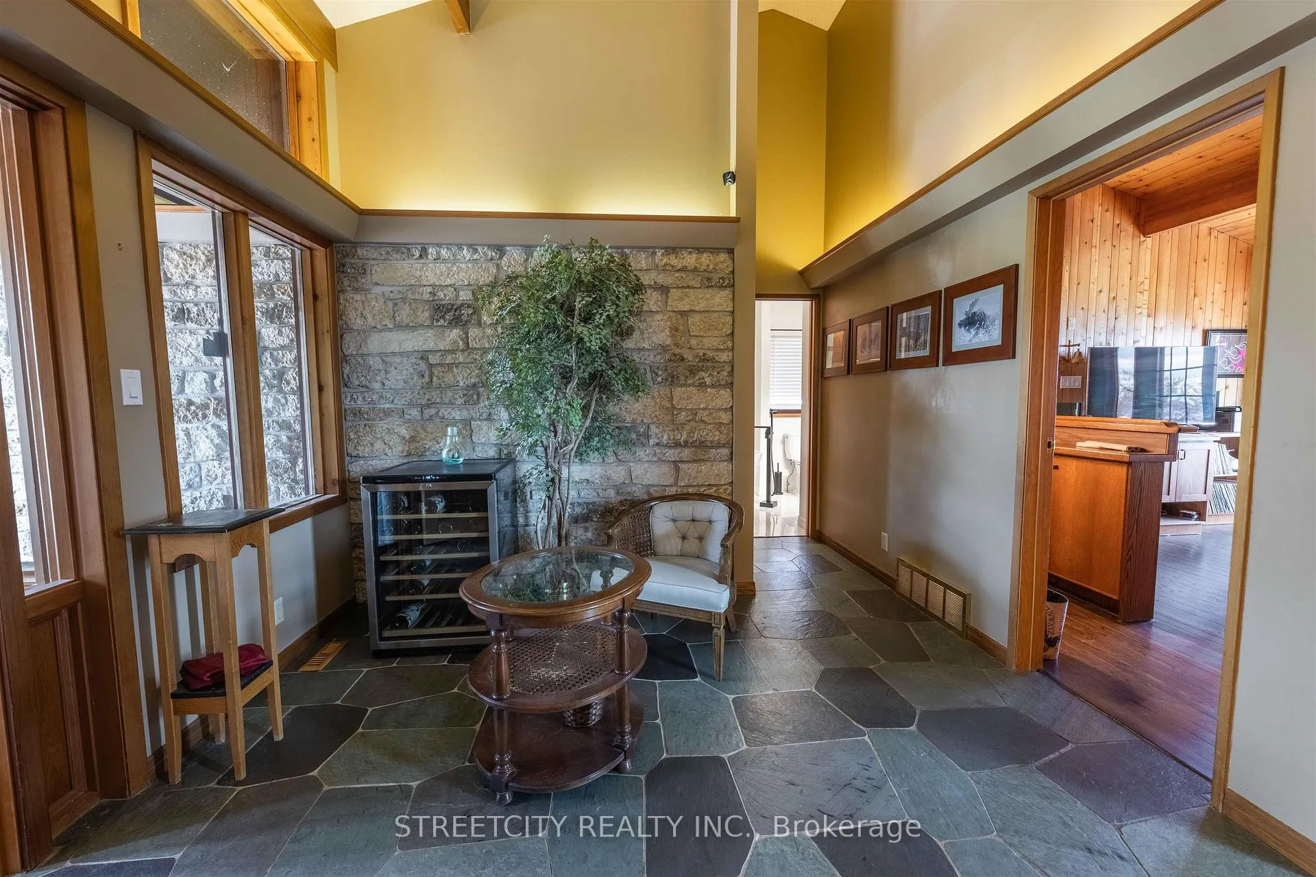 Photo 3 of 183 Alder Road, Shuniah — HOMEH