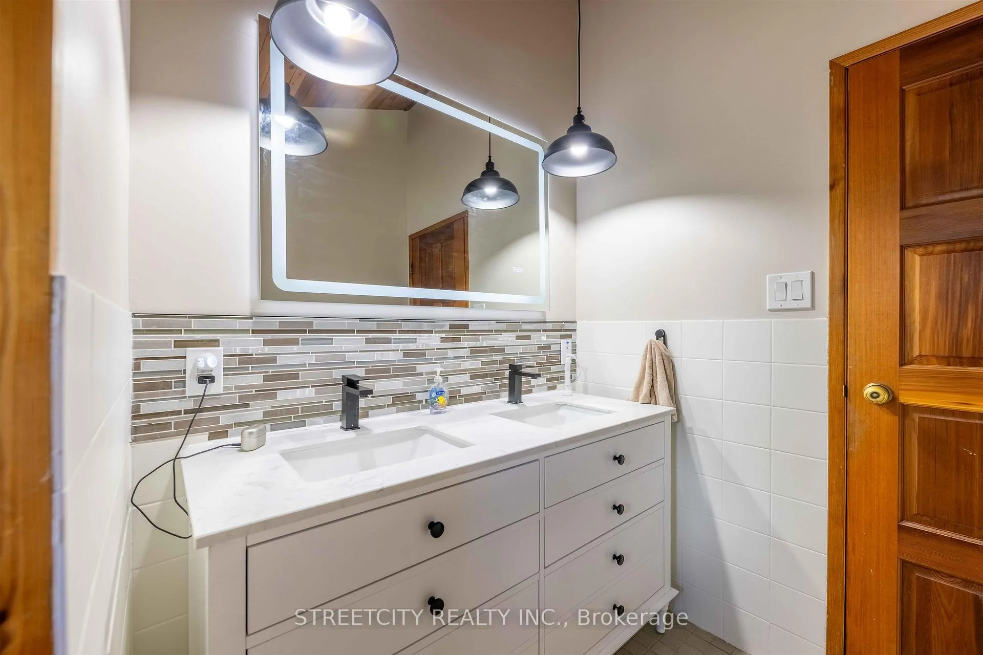 Photo 18 of 183 Alder Road, Shuniah — HOMEH
