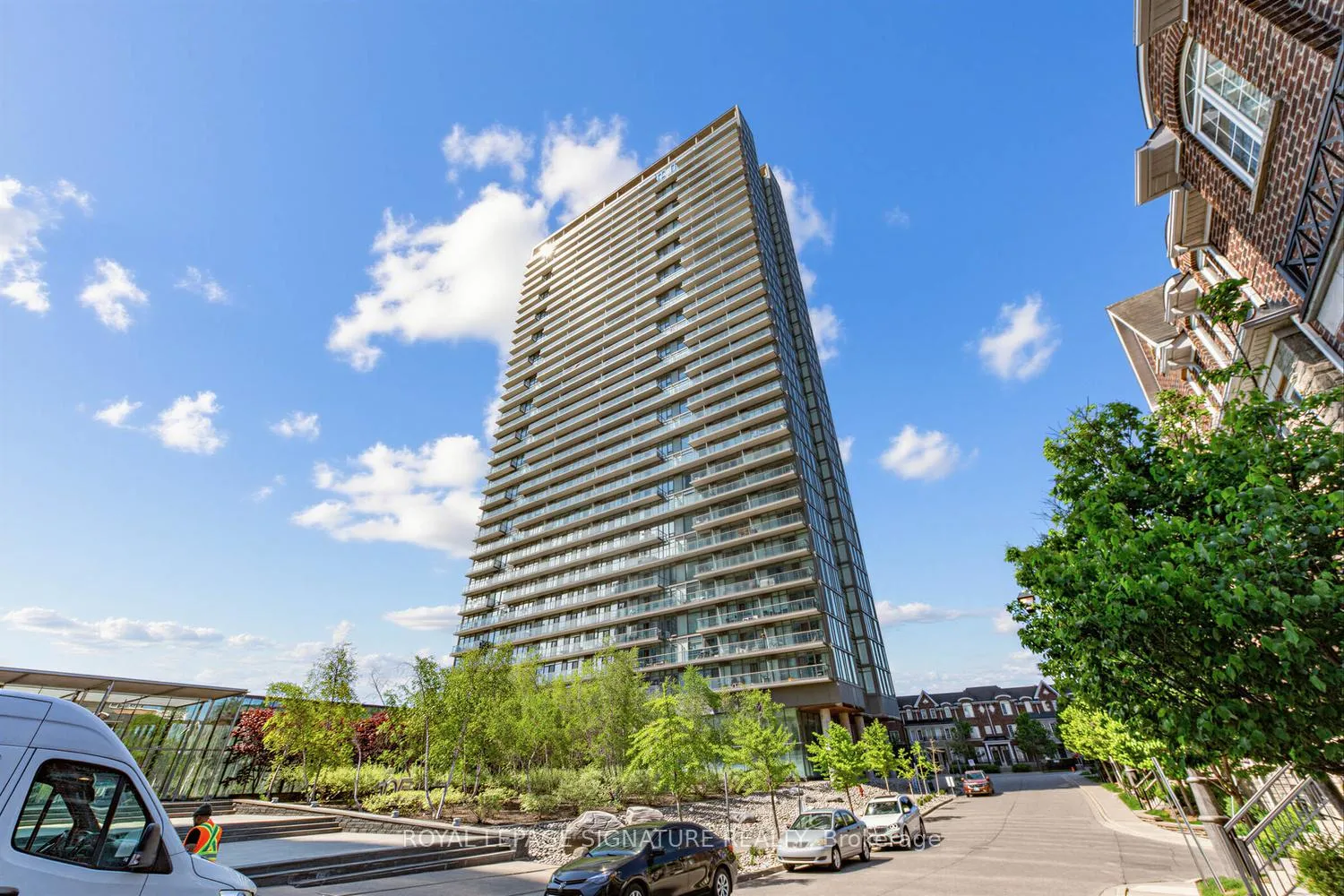 Photo 2 of Unit 3203, 105 The Queensway, Toronto, High Park-Swansea — HOMEH