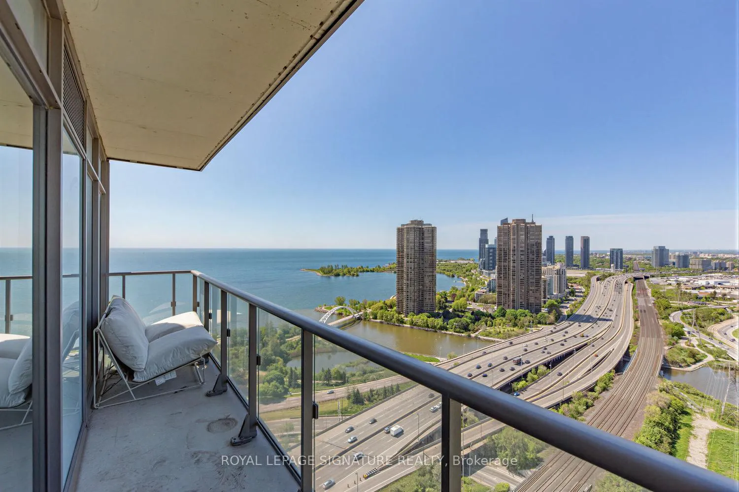 Photo 23 of Unit 3203, 105 The Queensway, Toronto, High Park-Swansea — HOMEH