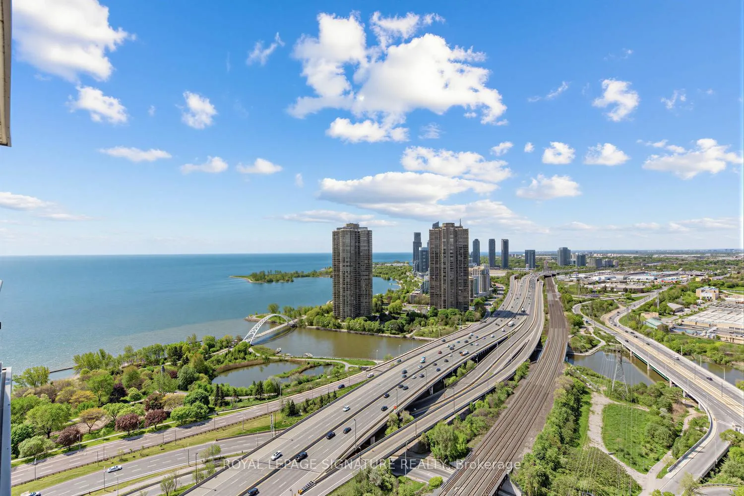 Photo 25 of Unit 3203, 105 The Queensway, Toronto, High Park-Swansea — HOMEH