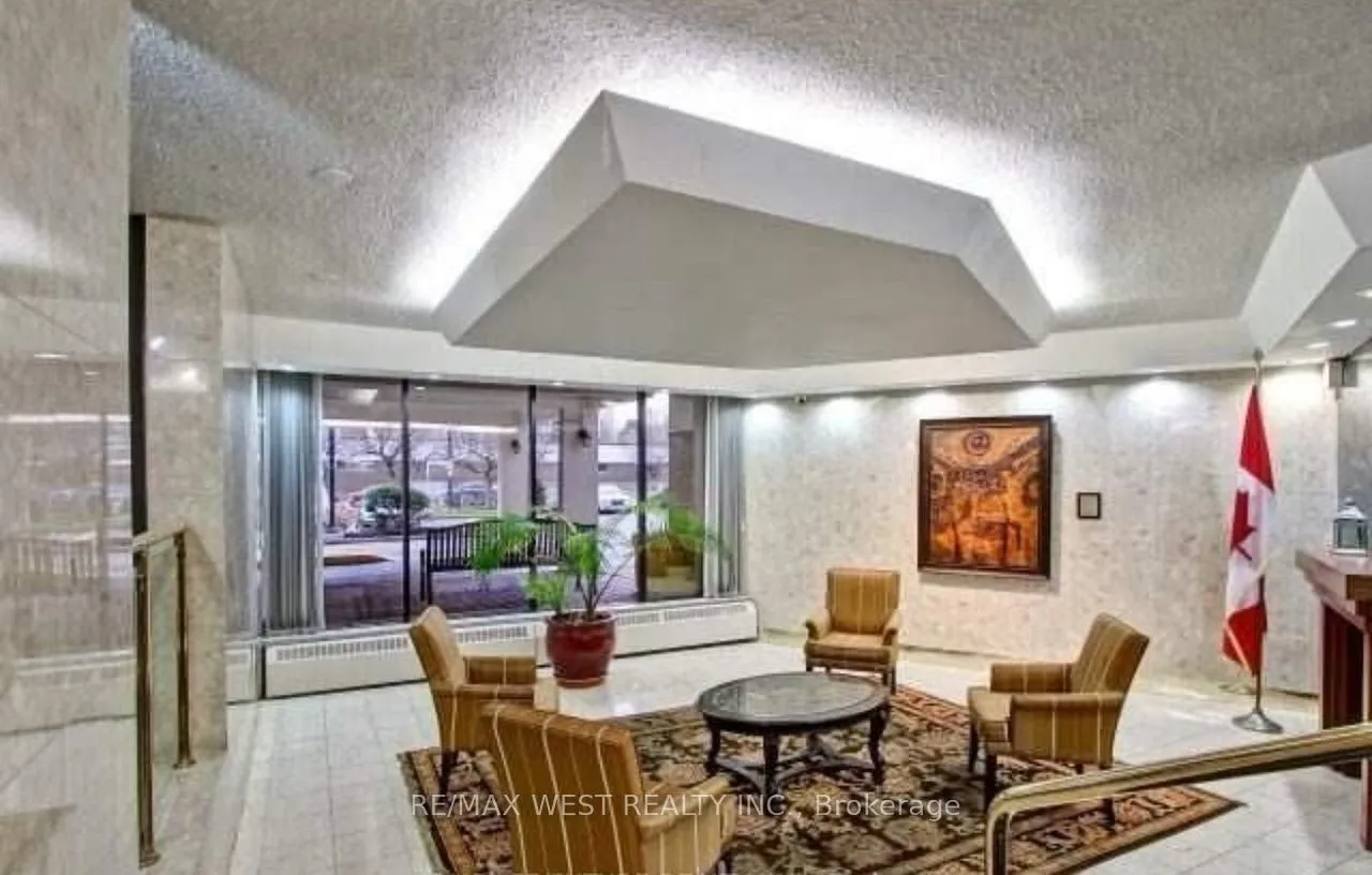 Photo 2 of Unit 812, 60 Pavane Linkway, Toronto, Flemingdon Park — HOMEH