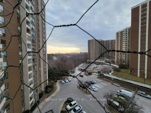 Photo 27 of Unit 812, 60 Pavane Linkway, Toronto, Flemingdon Park — HOMEH