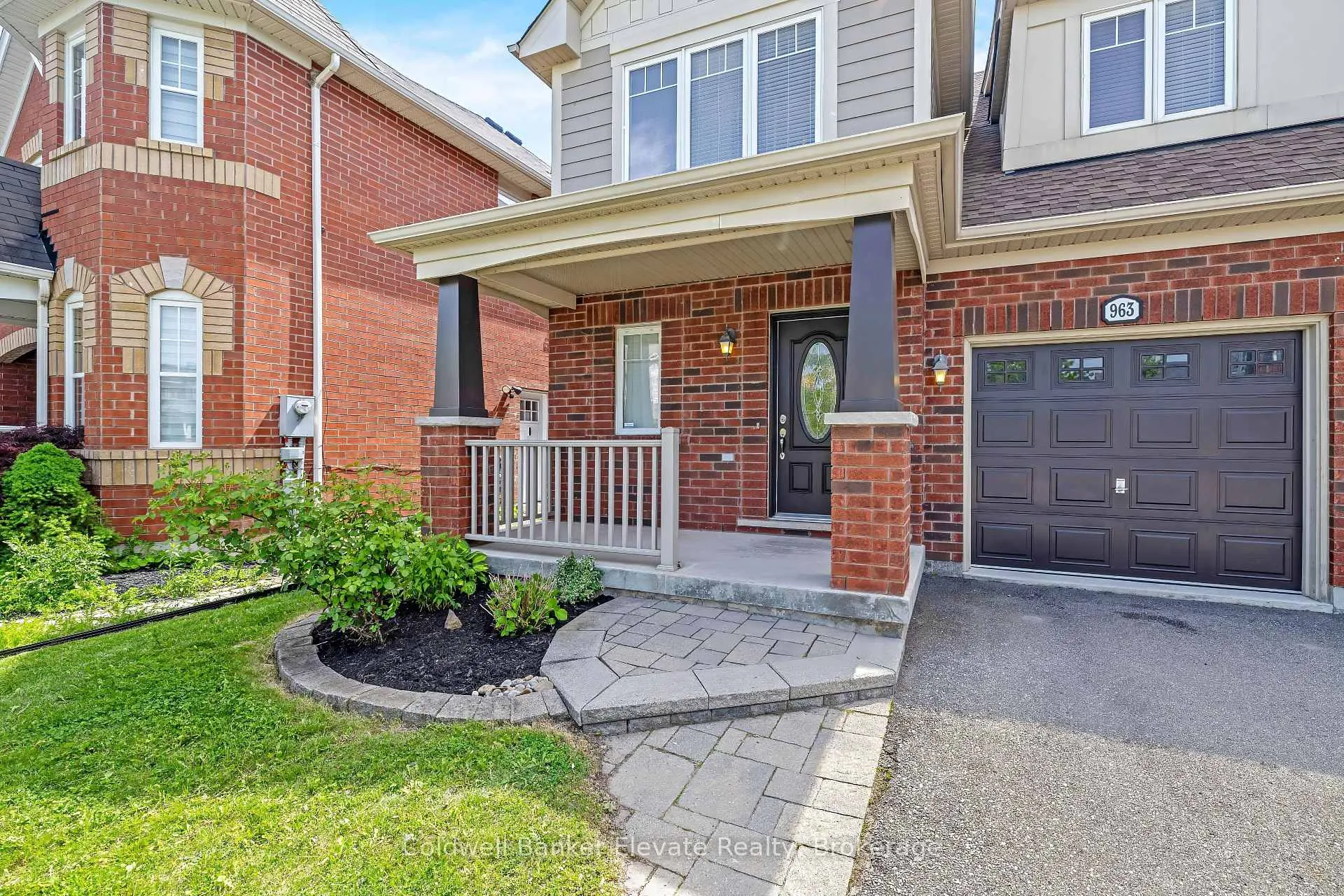 Photo 3 of 963 McTrach Crescent, Milton, Harrison — HOMEH