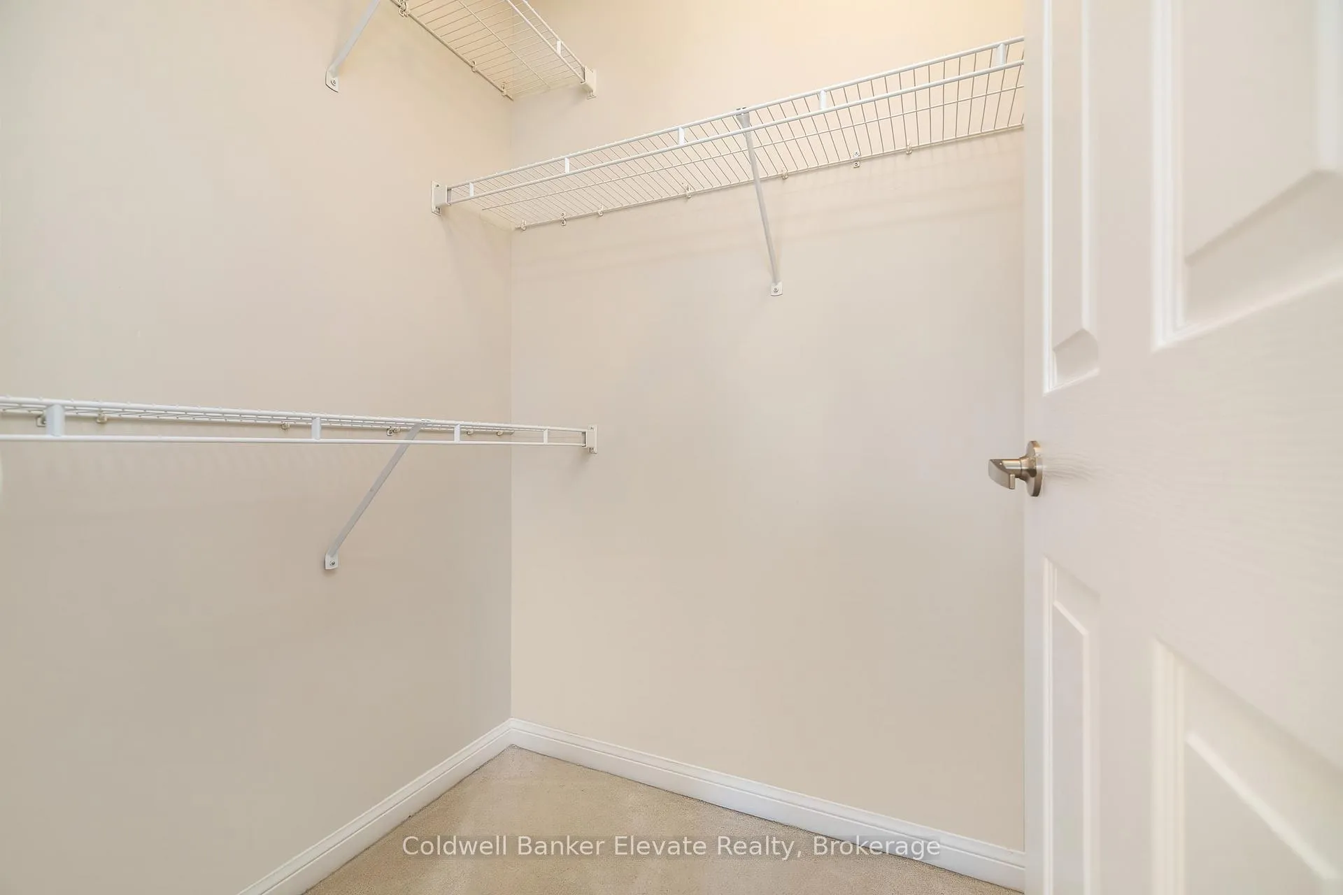 Photo 26 of 963 McTrach Crescent, Milton, Harrison — HOMEH