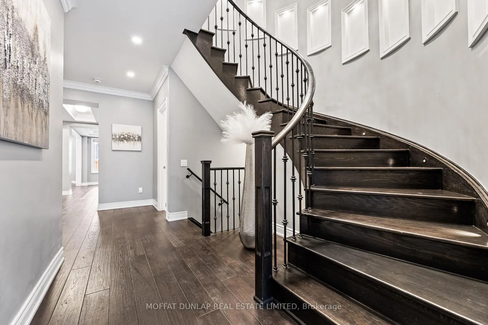Photo 4 of 69 Ash Hill Avenue, Caledon, Caledon East — HOMEH