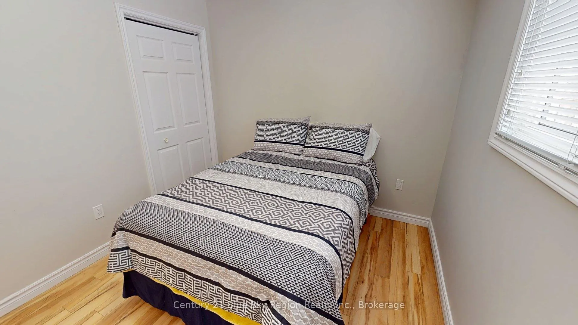 Photo 15 of 36 Nichols Street, Callander — HOMEH