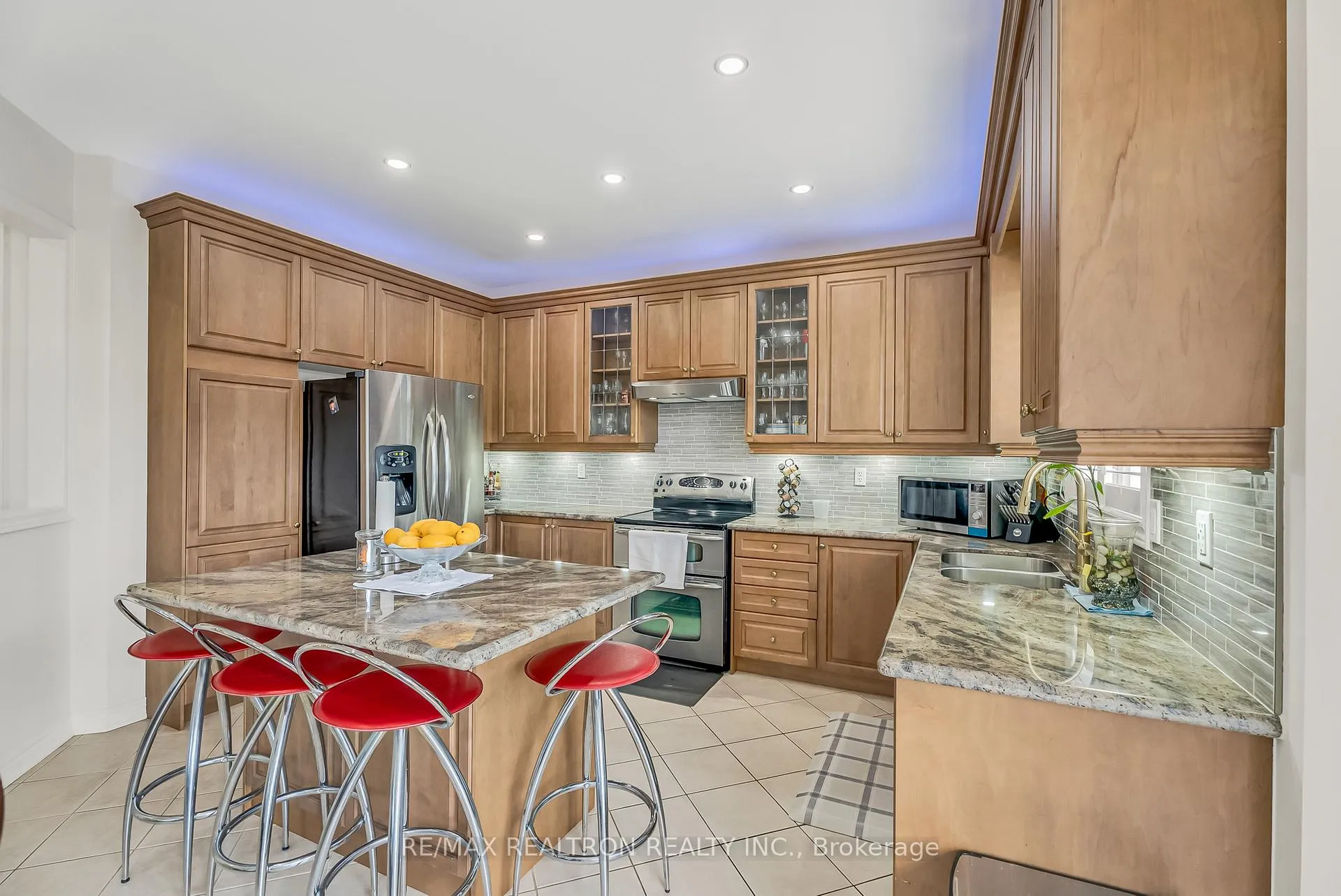Photo 11 of 86 Batchford Crescent, Markham, Box Grove — HOMEH