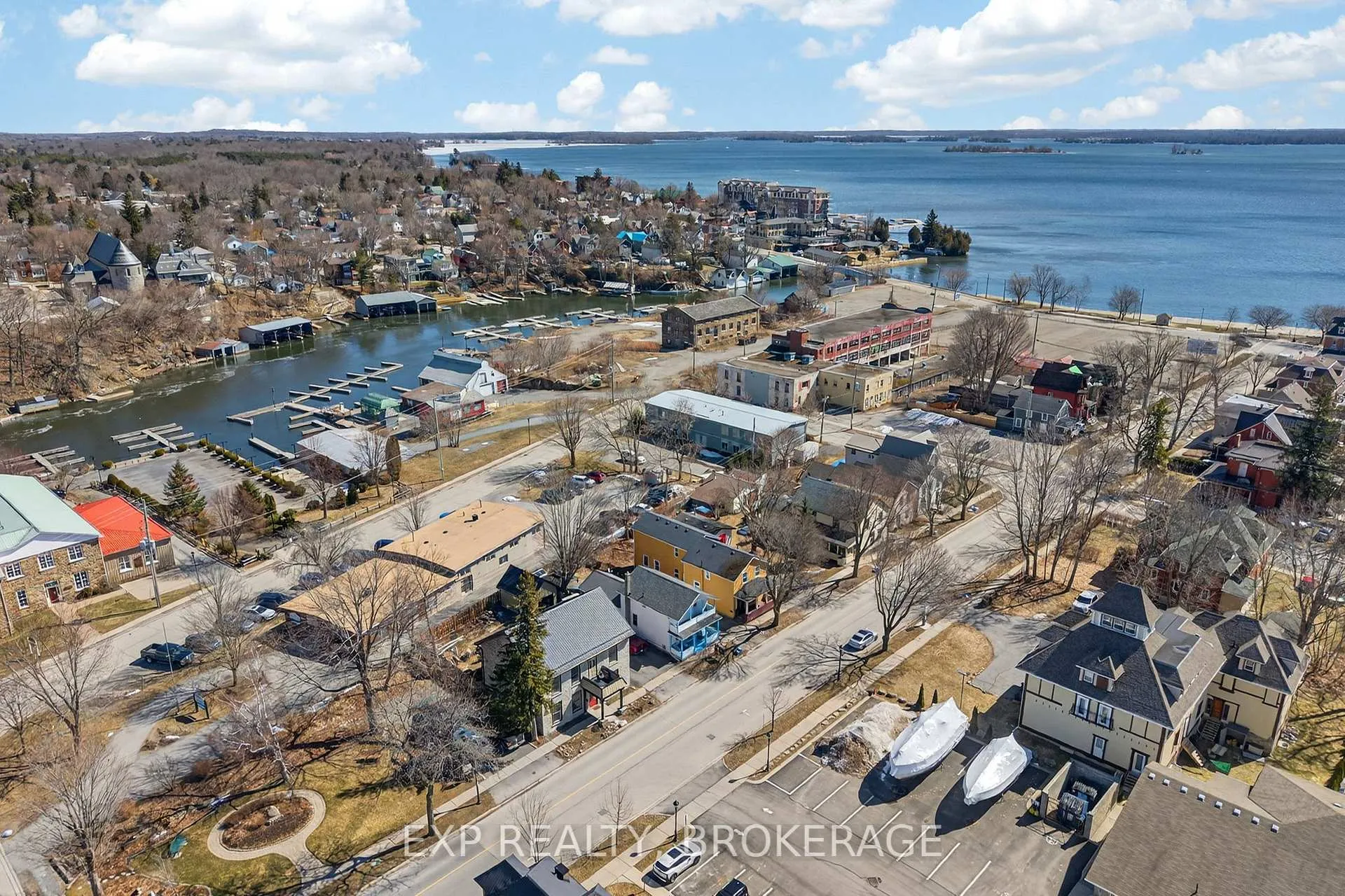 Photo 31 of 45 Main Street, Gananoque, Gananoque — HOMEH