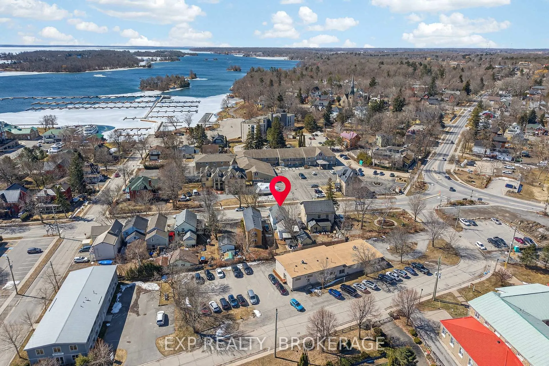 Photo 33 of 45 Main Street, Gananoque, Gananoque — HOMEH