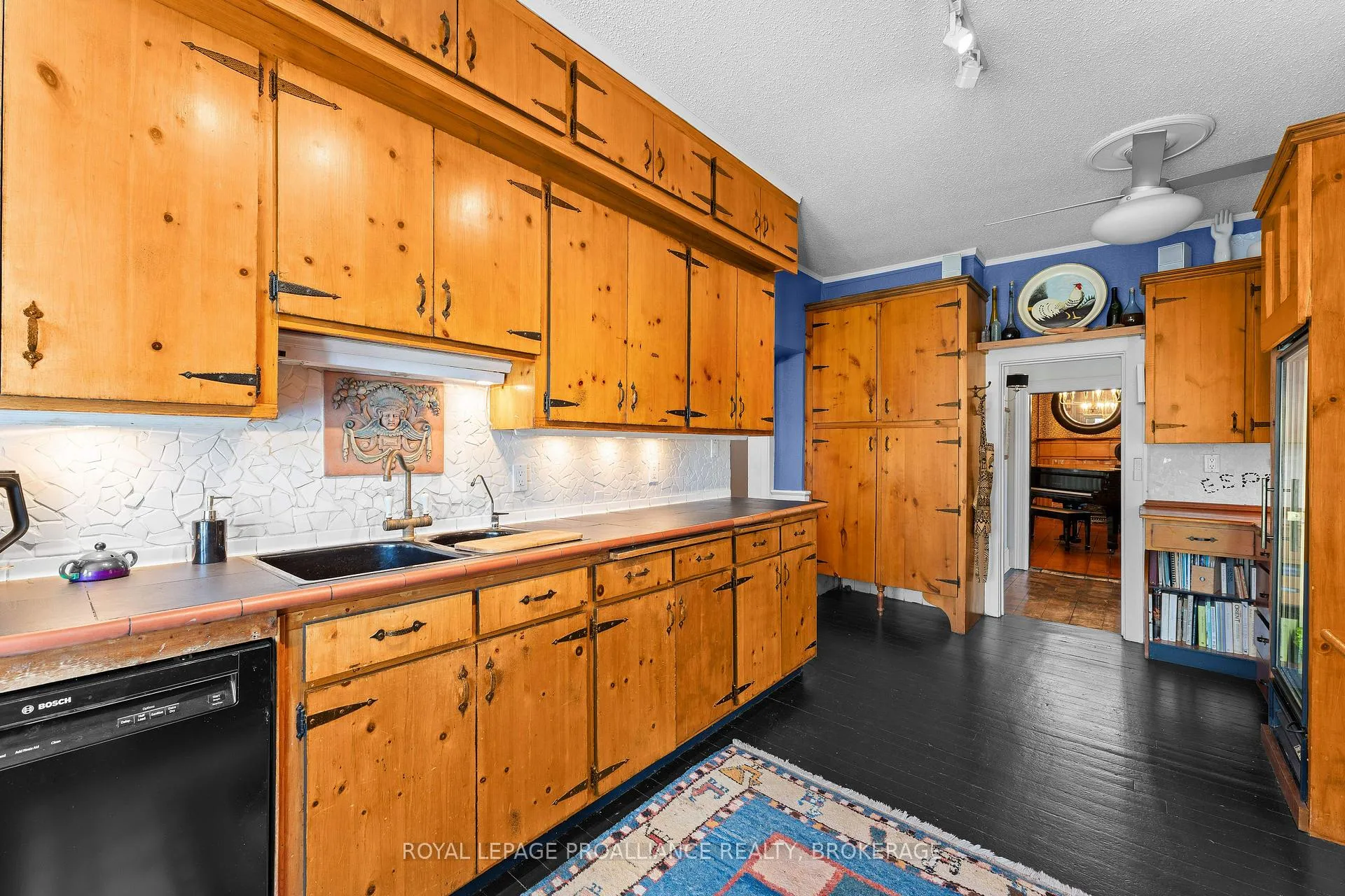 Photo 11 of 1863 Sydenham Road, Kingston, City North of 401 — HOMEH