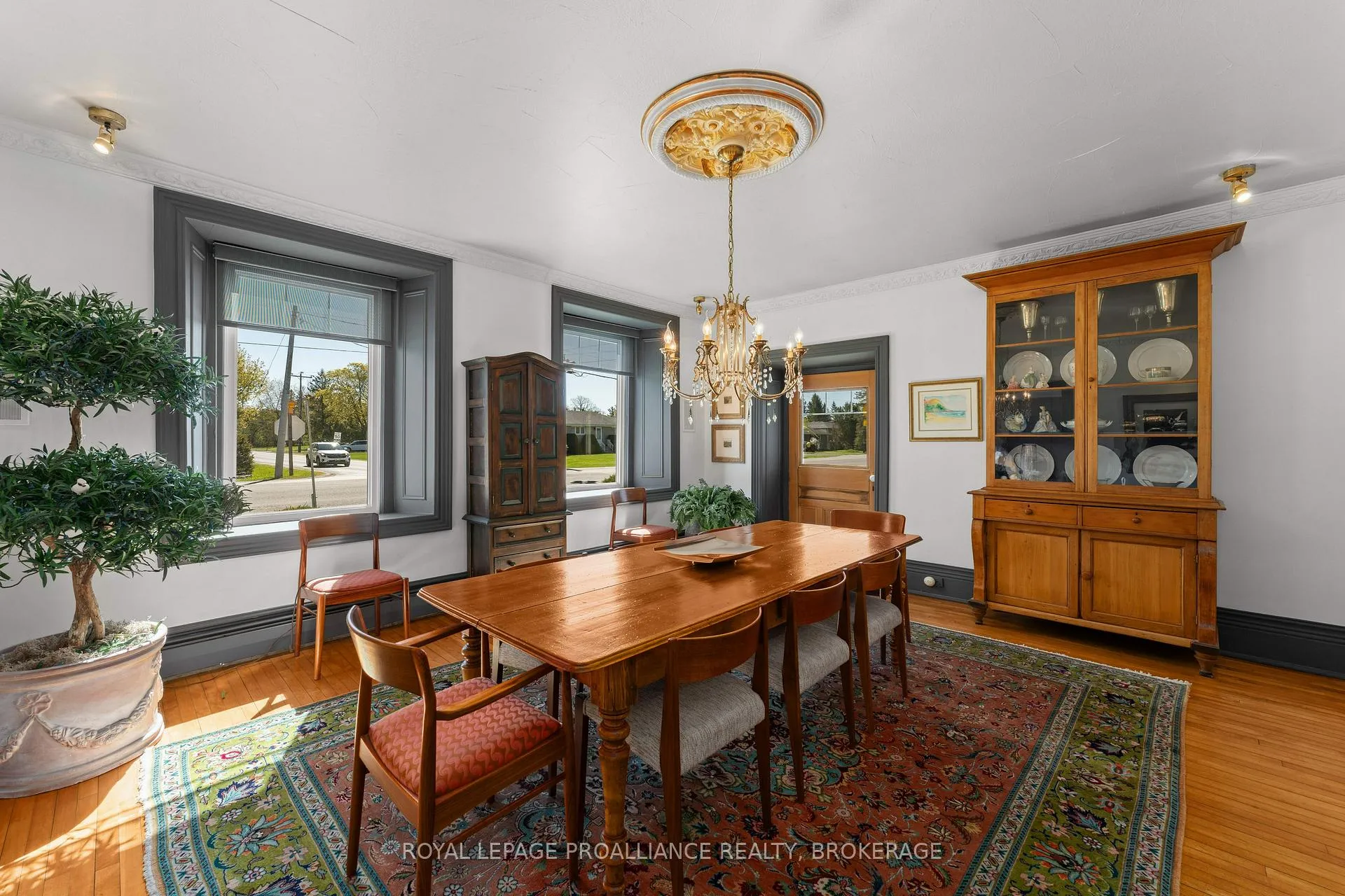 Photo 13 of 1863 Sydenham Road, Kingston, City North of 401 — HOMEH