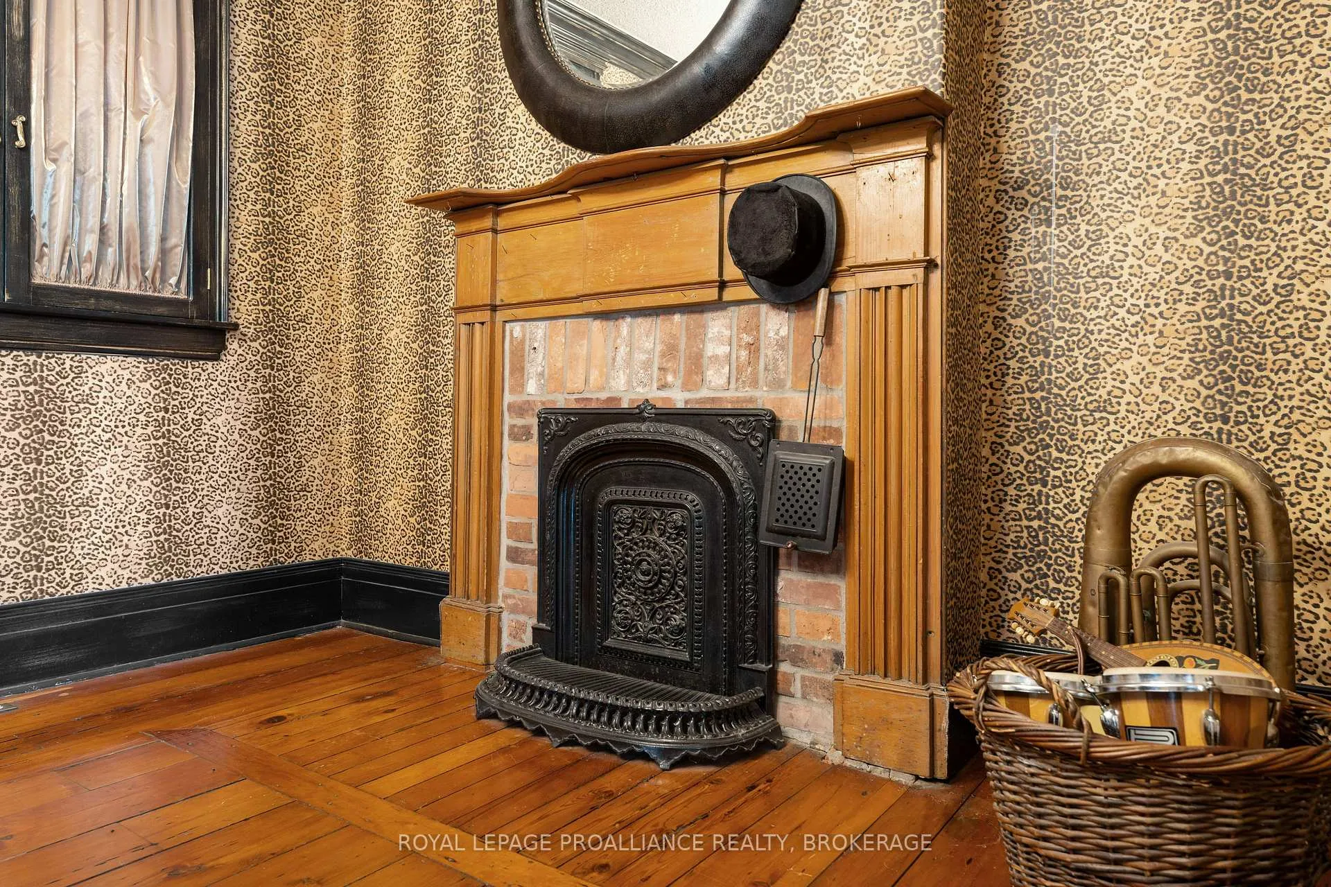 Photo 18 of 1863 Sydenham Road, Kingston, City North of 401 — HOMEH