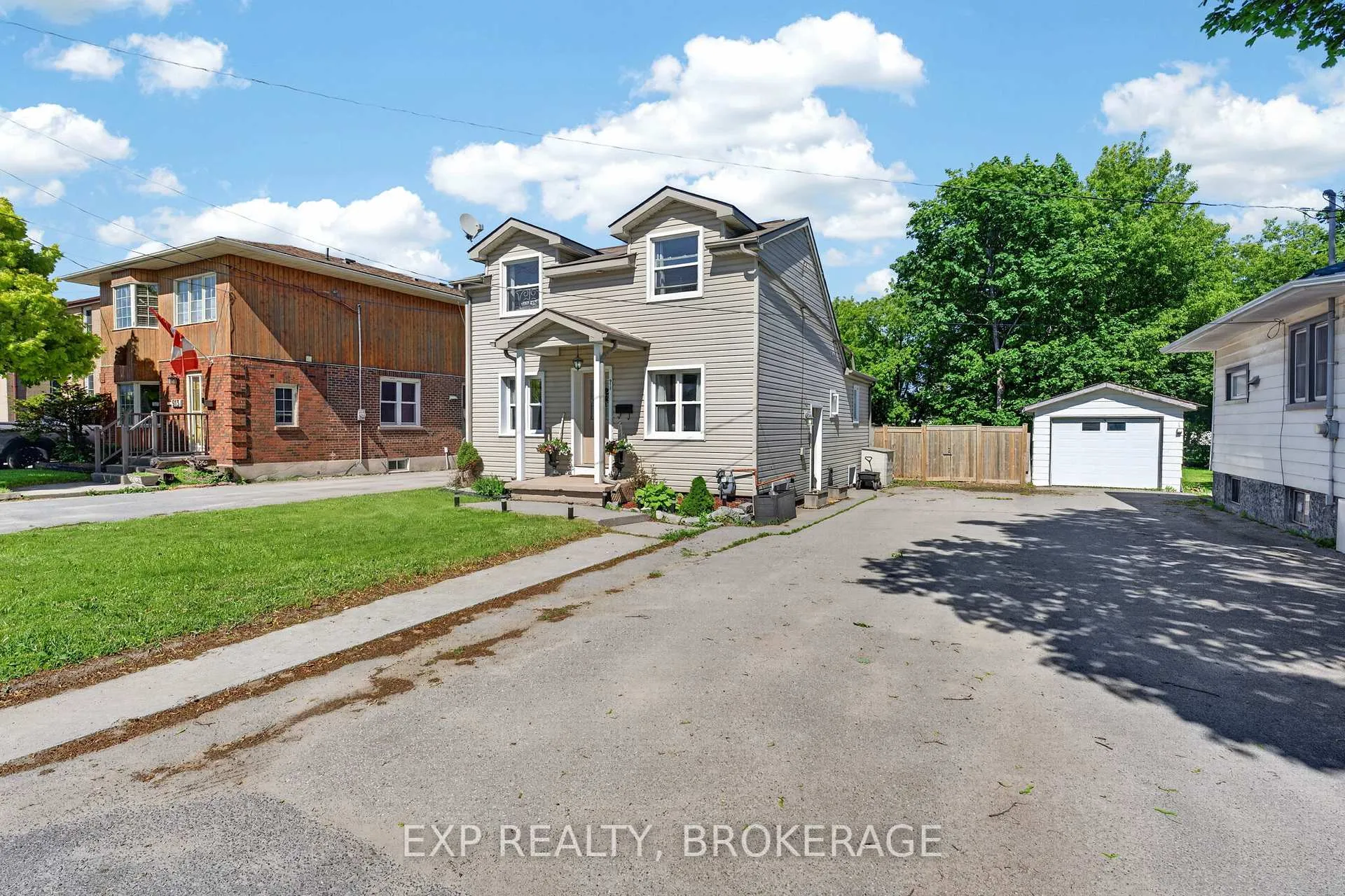 Photo 3 of 911 Division Street, Kingston, East of Sir John A. Blvd — HOMEH