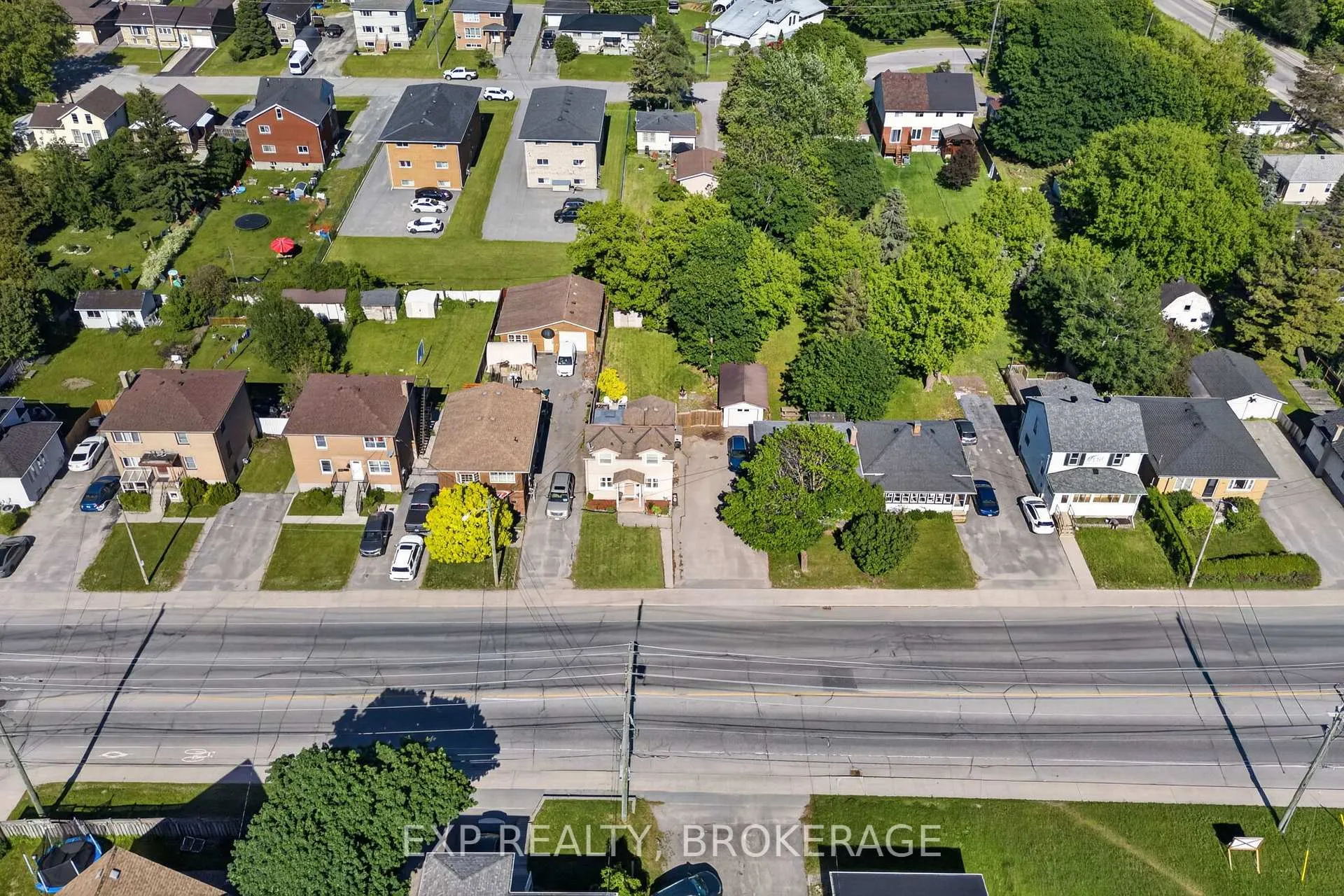 Photo 35 of 911 Division Street, Kingston, East of Sir John A. Blvd — HOMEH