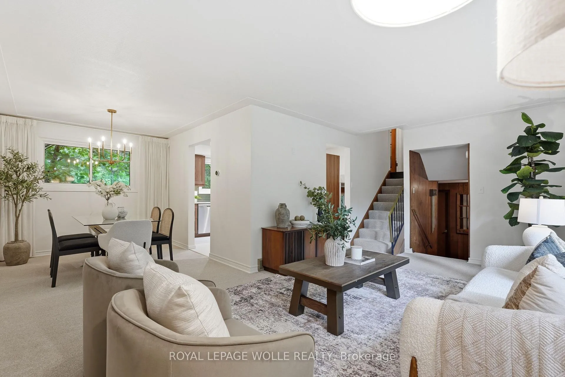 Photo 6 of 67 Longwood Drive, Waterloo — HOMEH
