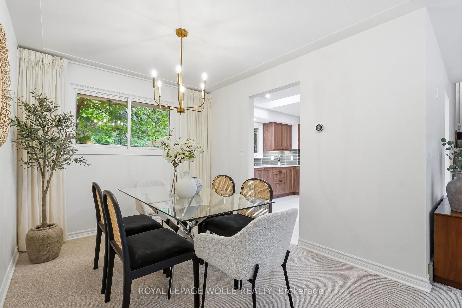 Photo 7 of 67 Longwood Drive, Waterloo — HOMEH