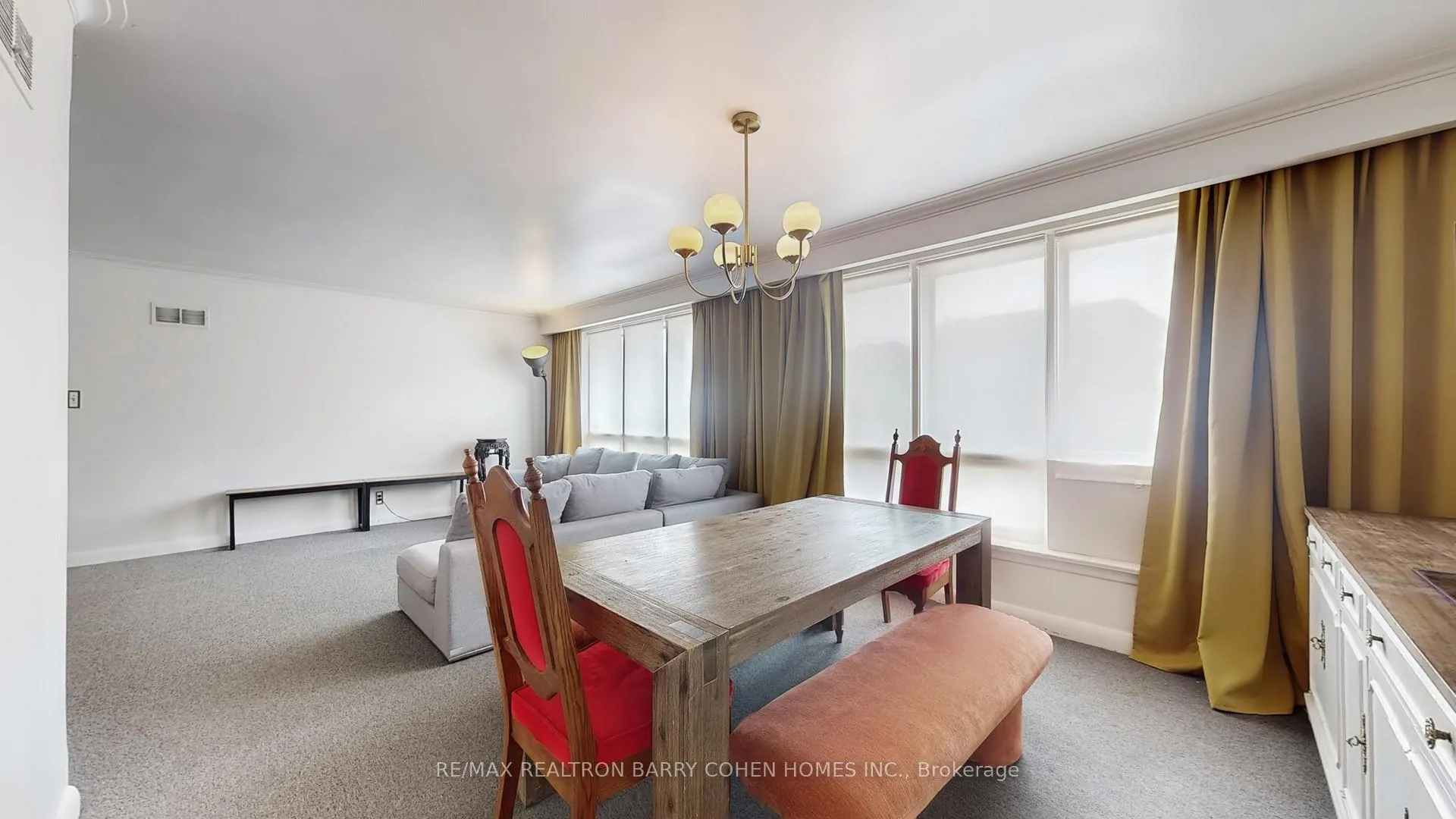 Photo 7 of 174 Caribou Road, Toronto, Bedford Park-Nortown — HOMEH