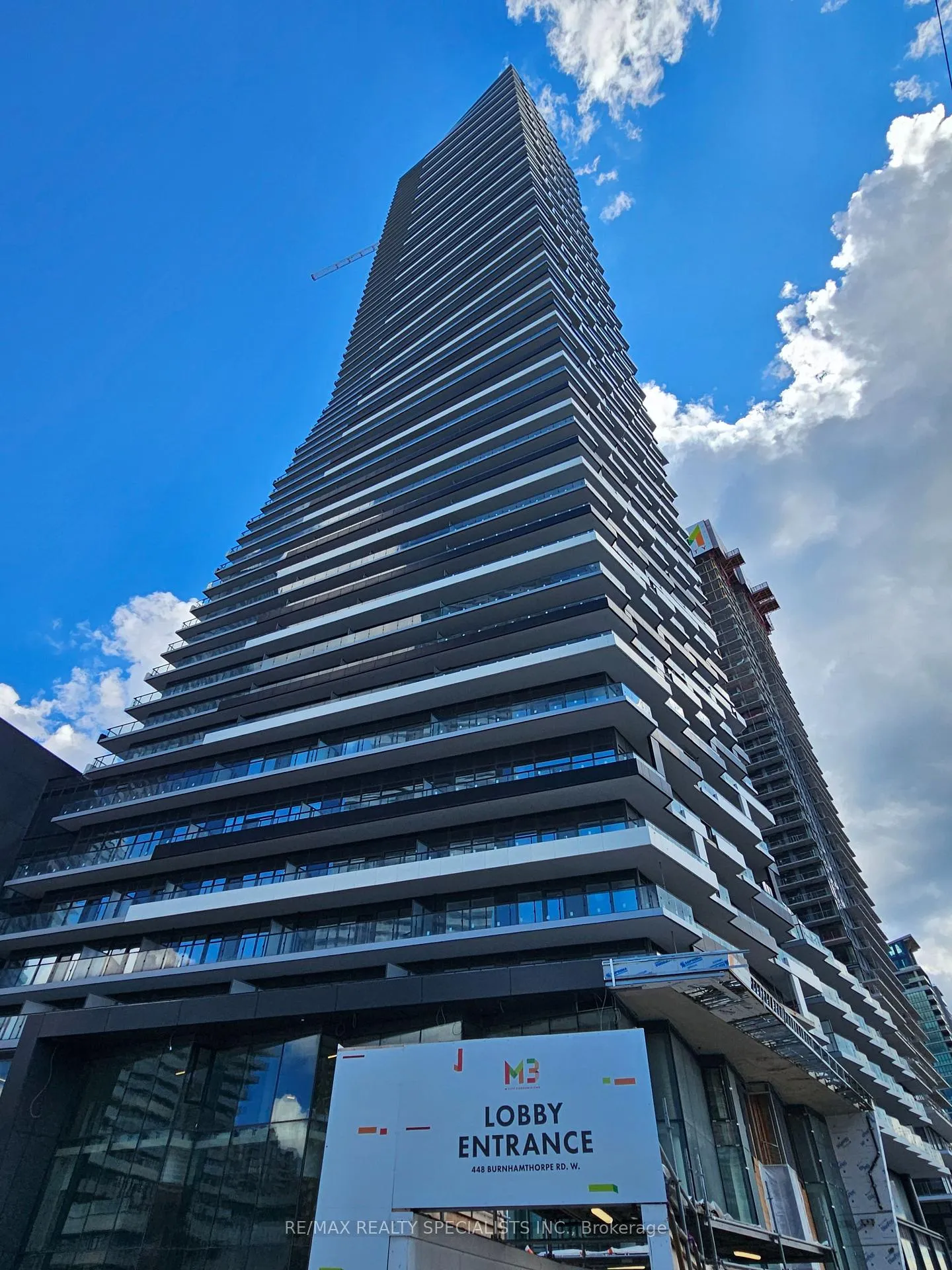 Front of Unit 3810, 448 Burnhamthorpe Road W